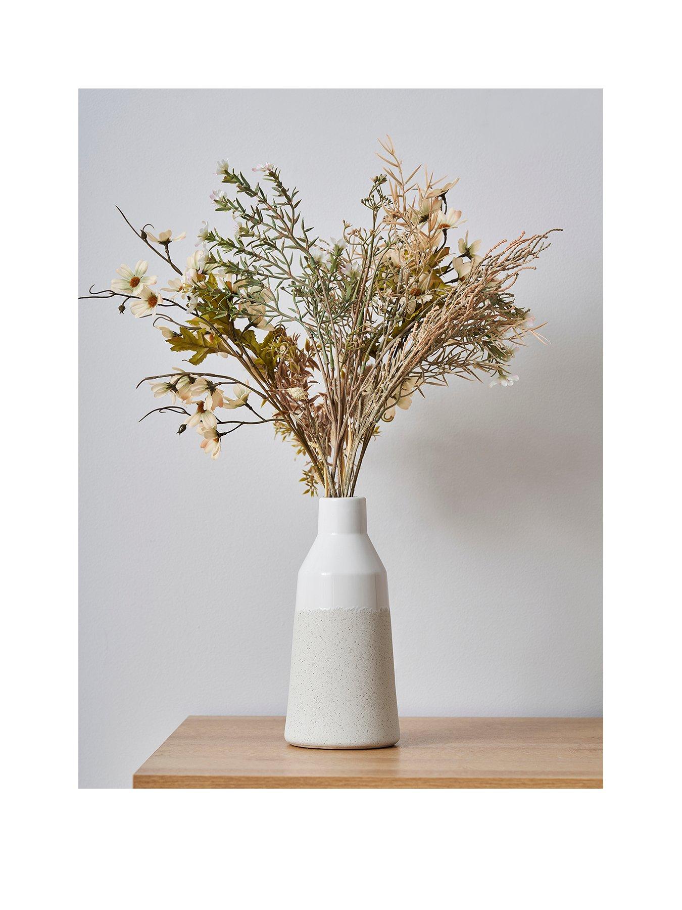 very-home-white-vase-with-speckled-finish