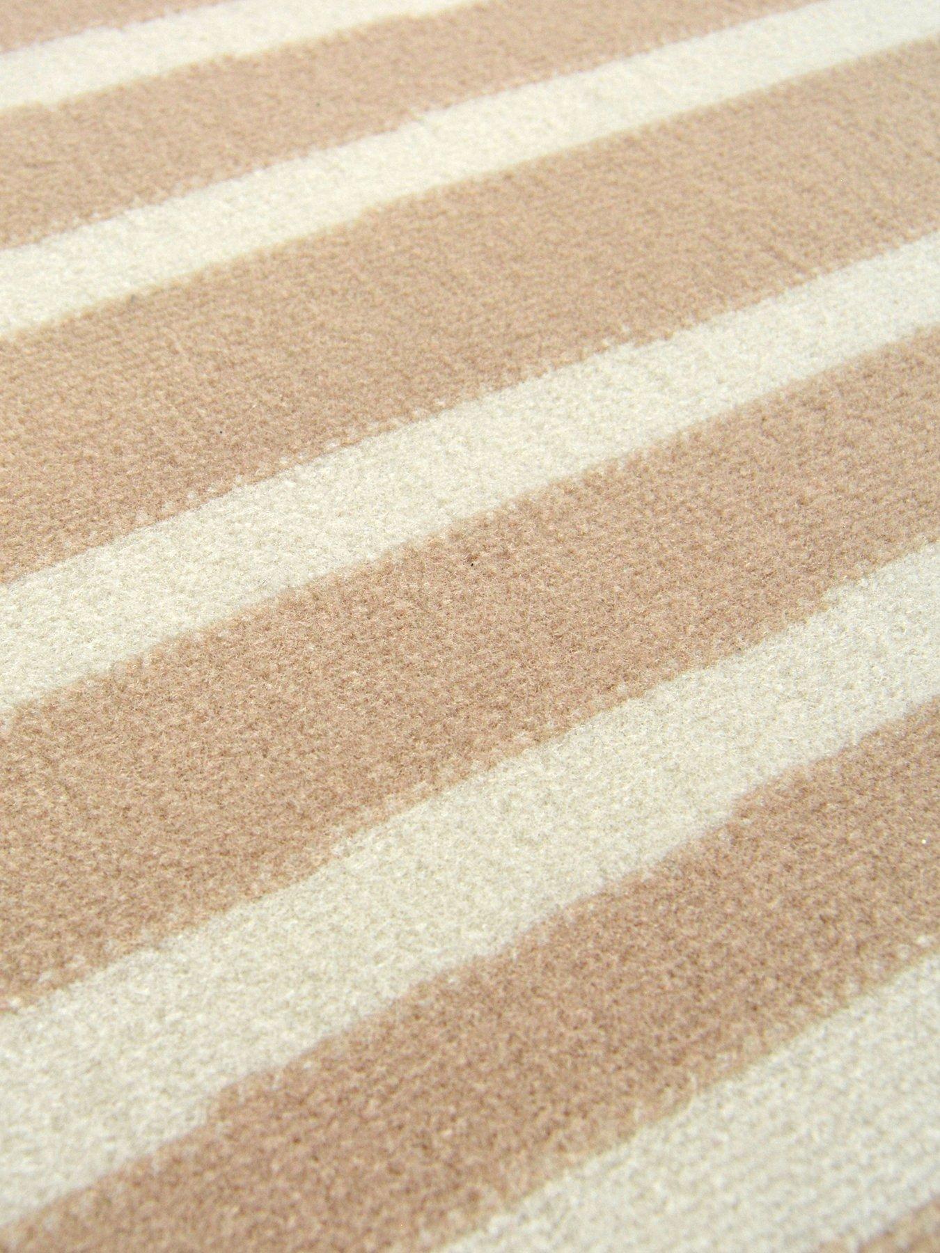 very-home-contour-lines-rug-creamdetail