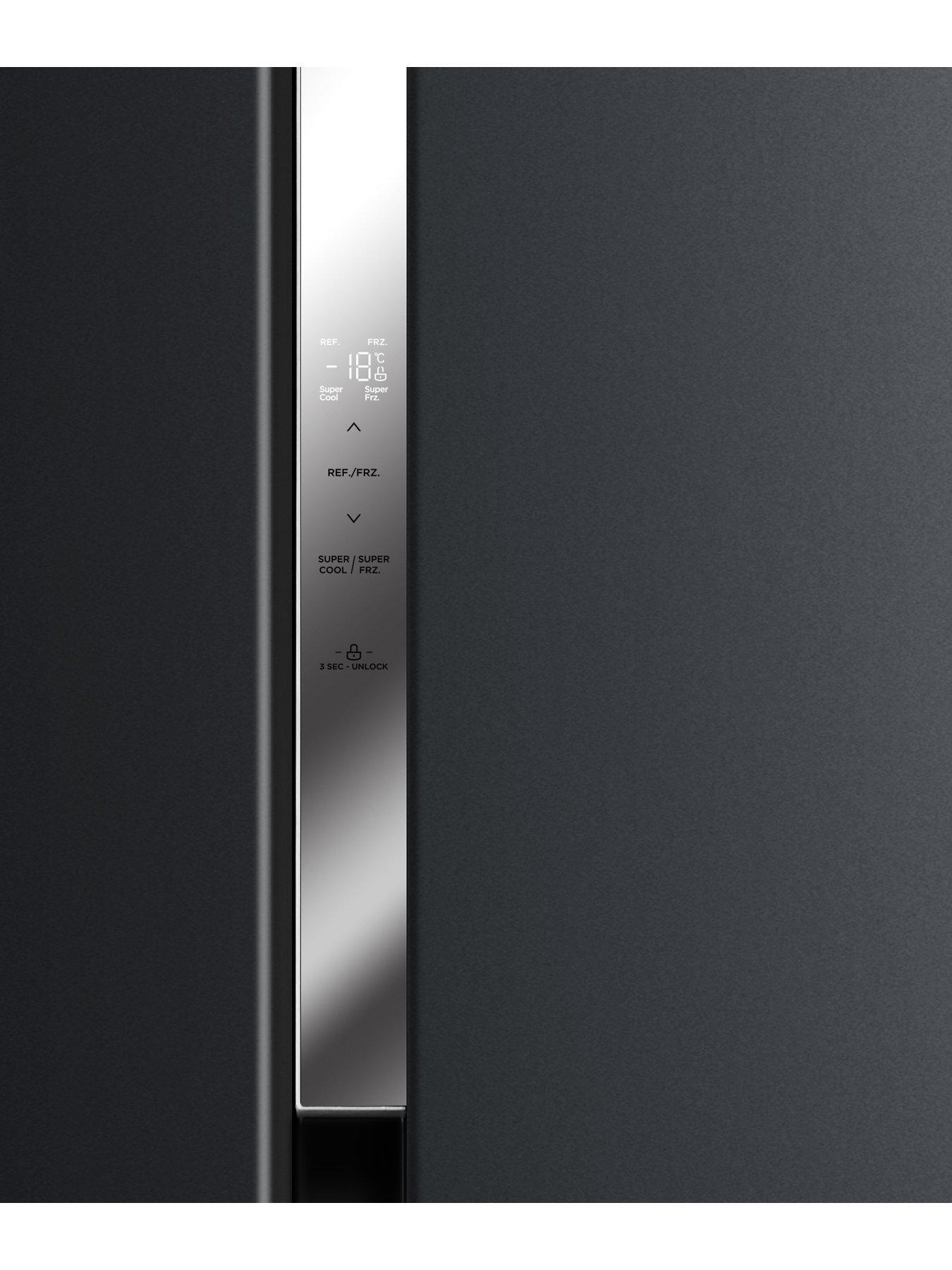 Image 3 of 7 of Swan SWAN SR750100B 84cm Wide, Total No Frost, American-Style Freestanding Fridge Freezer - Black