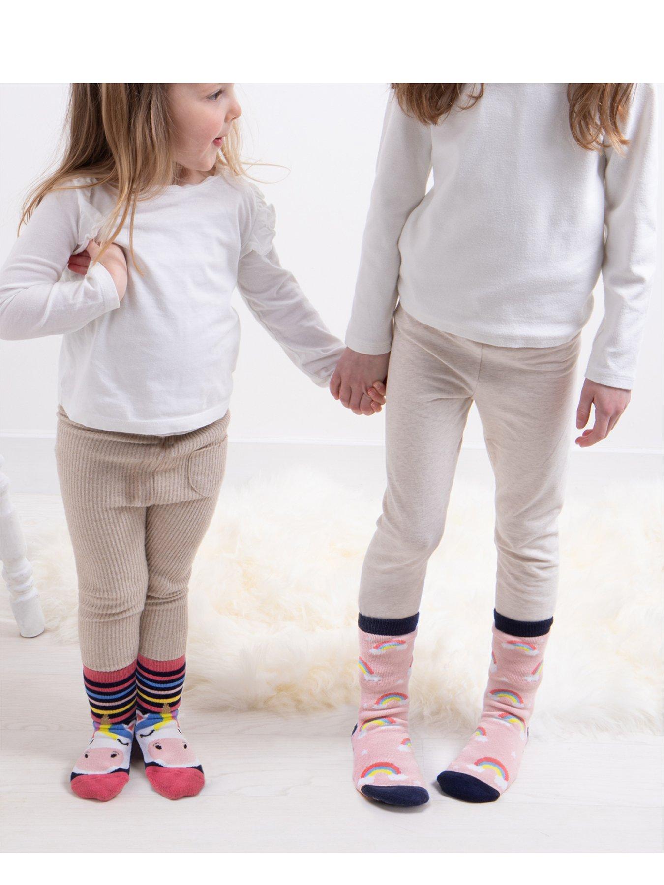 totes-totes2pk-original-younger-kids-unicorn-slipper-socks-multistillFront