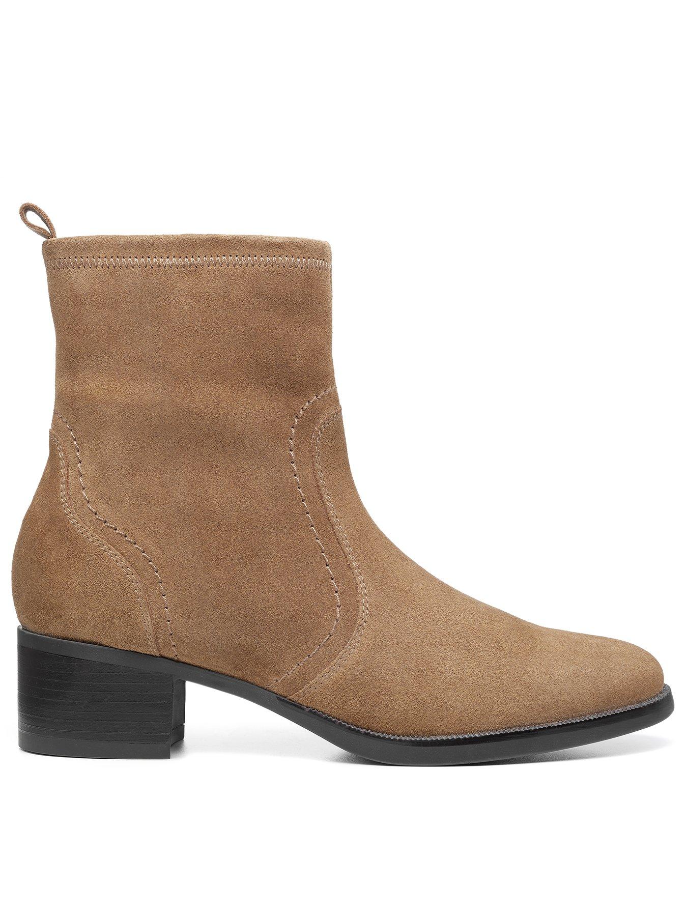 Alana low 2024 ankle boots