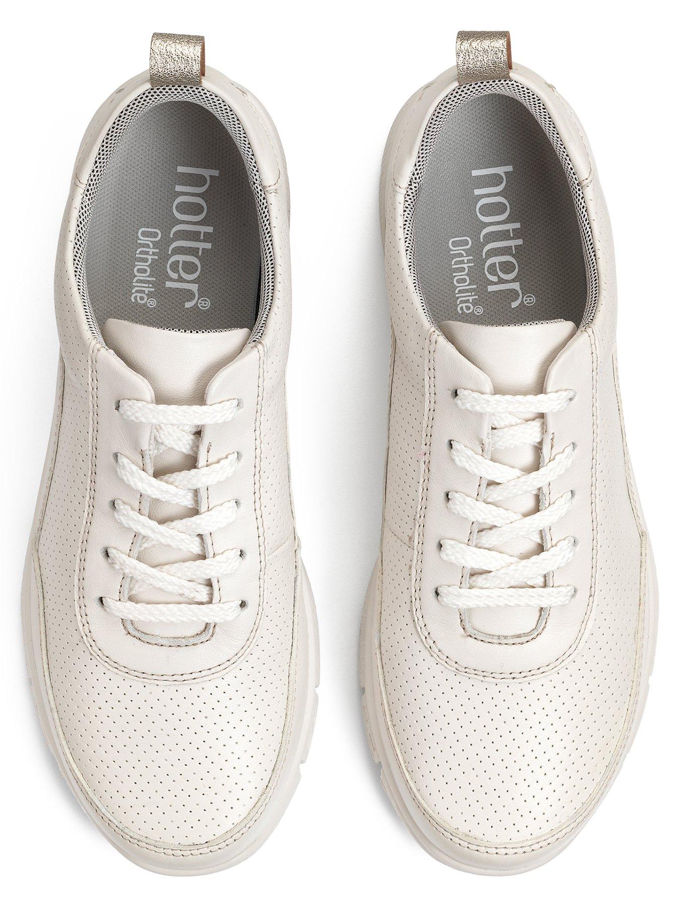 hotter-hotter-gravity-ii-leather-lace-up-trainers-warm-whiteoutfit