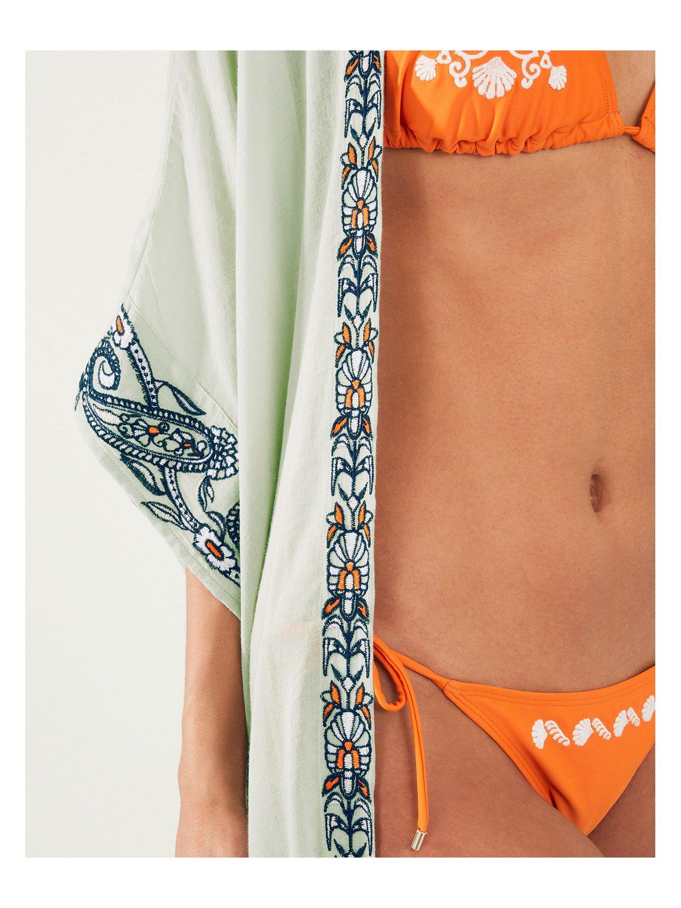 accessorize-shell-embroidered-tassel-trim-kimono-light-greenoutfit