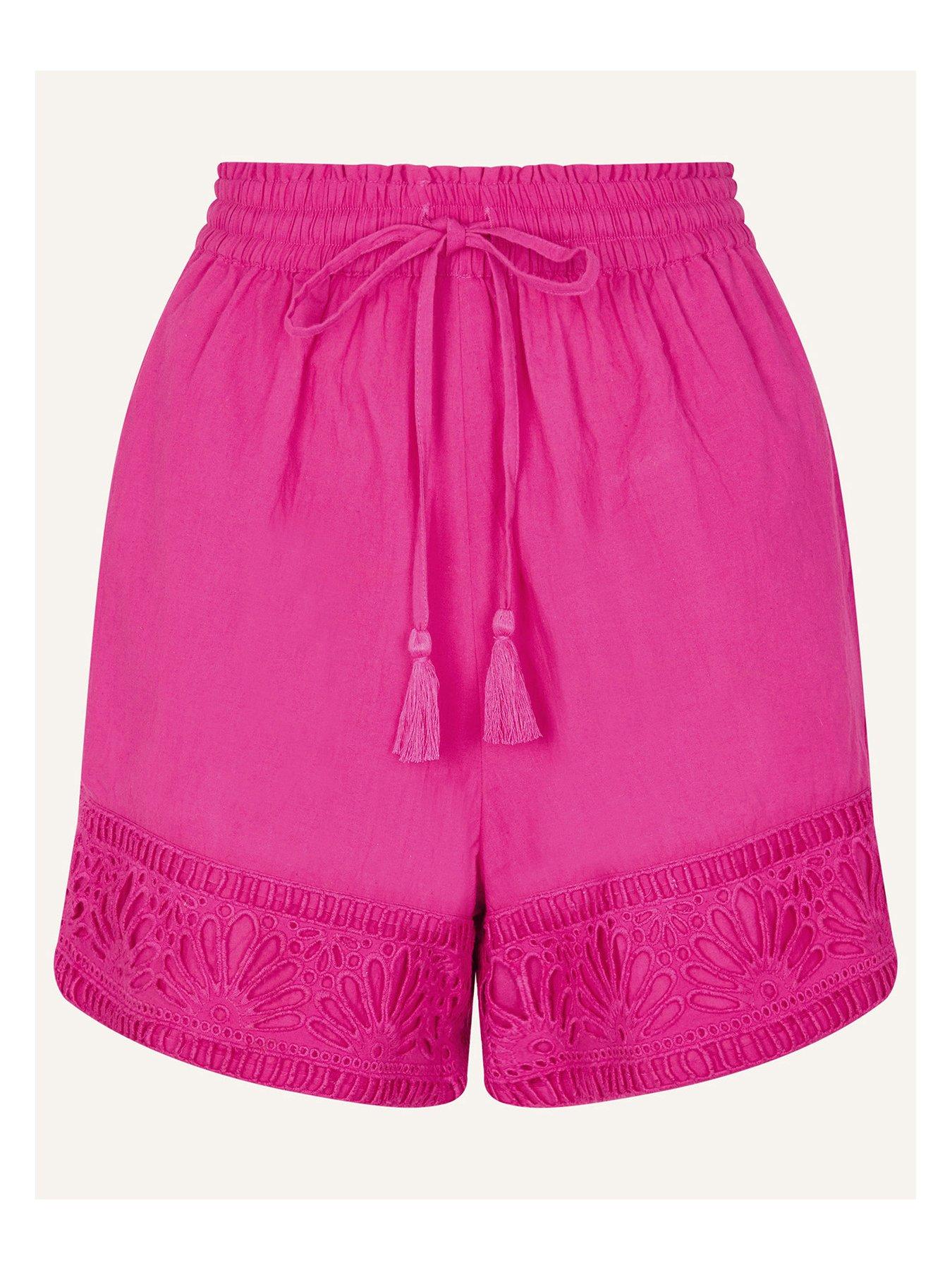 accessorize-shell-broderie-shorts-pinkoutfit