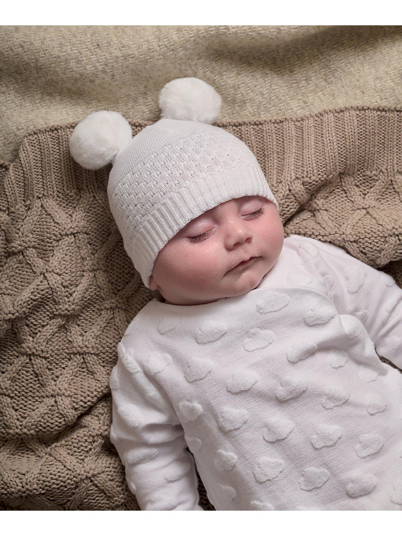 mamas-papas-unisex-baby-knitted-pom-hat-whitestillFront