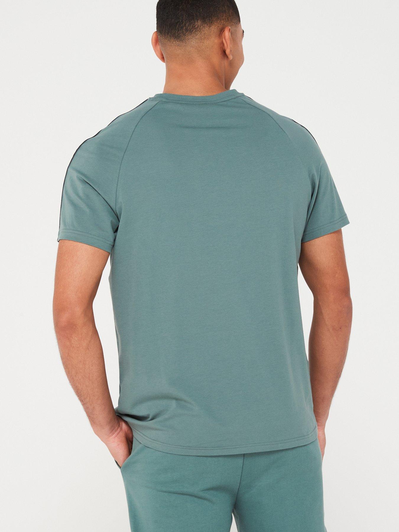 hugo-sporty-logo-t-shirt-dark-greenstillFront