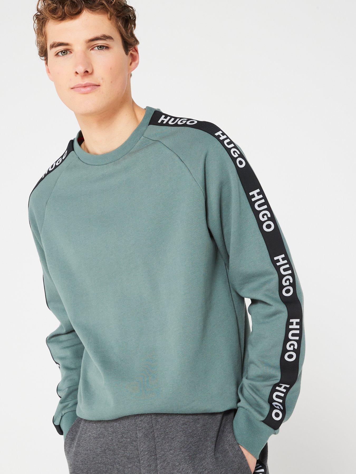 hugo-sporty-logo-sweatshirt-dark-greenoutfit