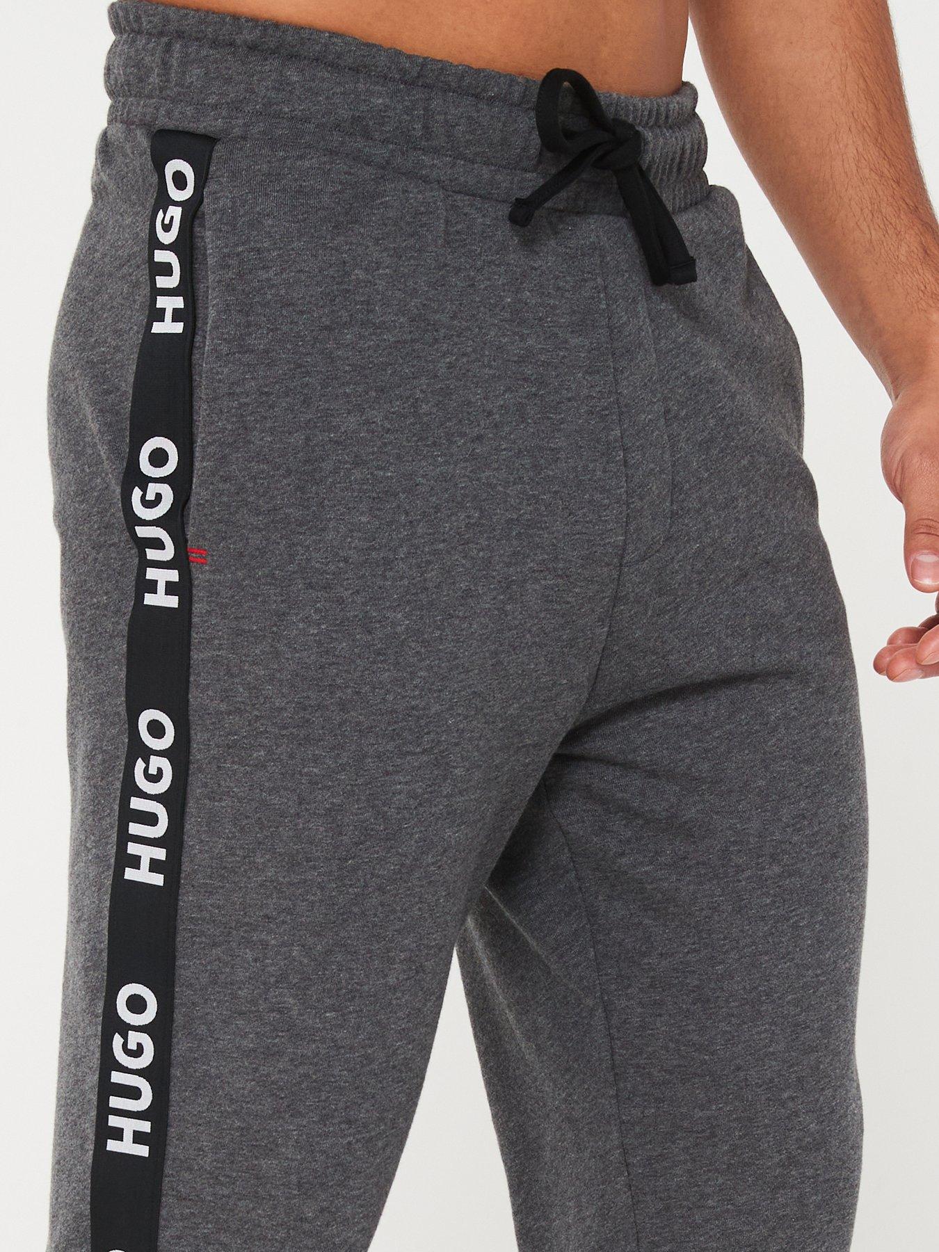 hugo-sporty-logo-lounge-pants-greyoutfit