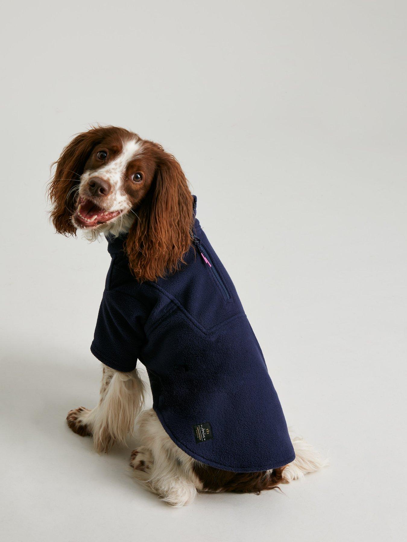 joules-navy-fleece-ldetail