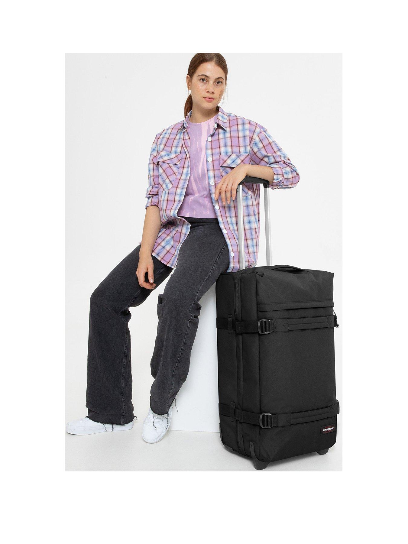 eastpak-transitr-suitcase-mediumstillFront