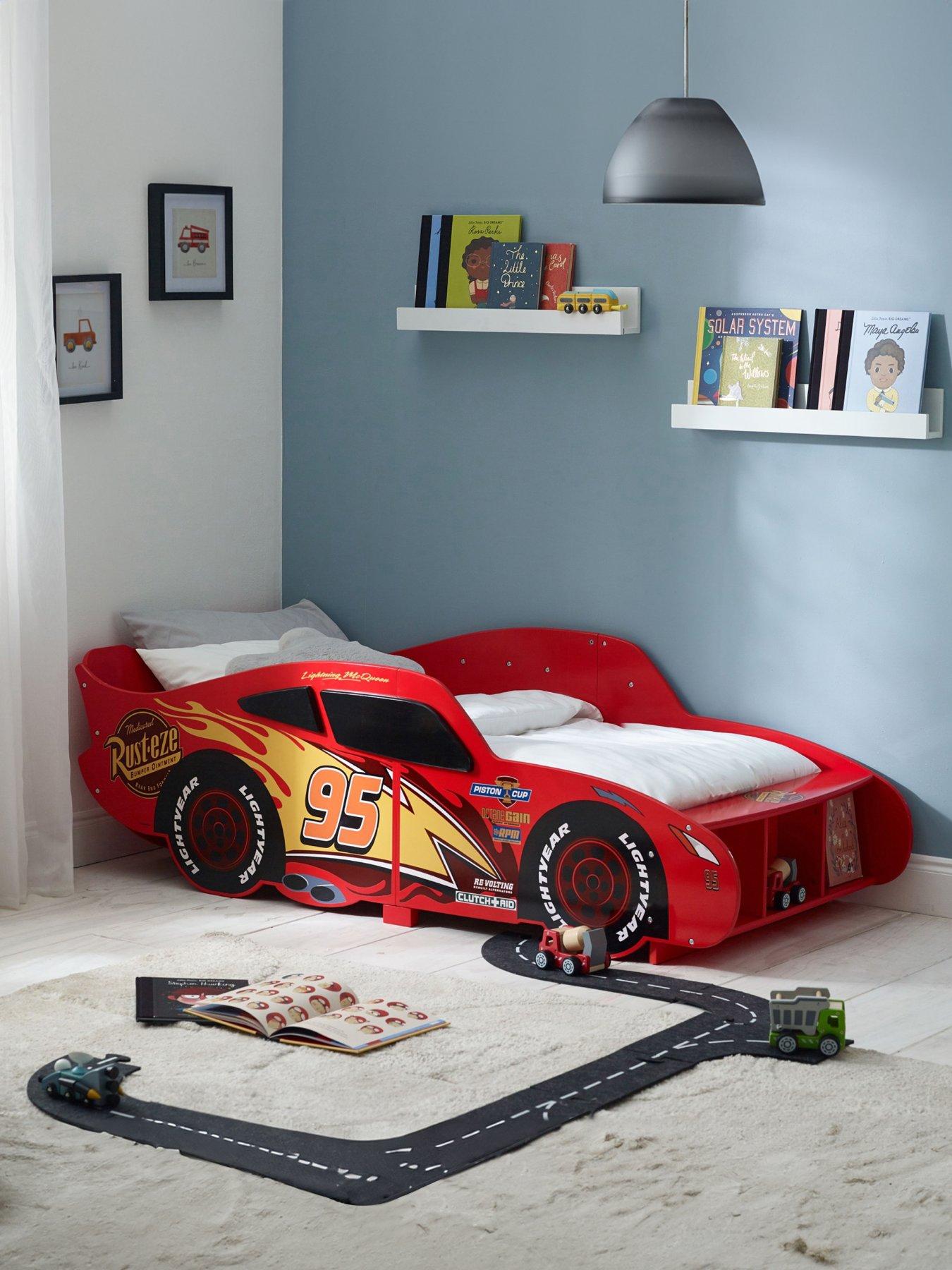 disney-cars-lightning-mcqueen-toddler-car-bedfront