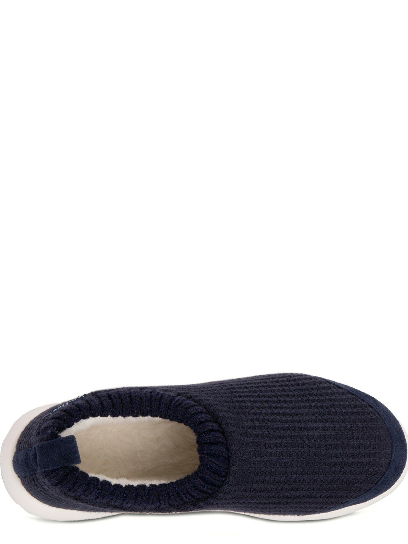 totes-isotoner-iso-flex-waffle-bootie-amp-memory-foam-navyoutfit