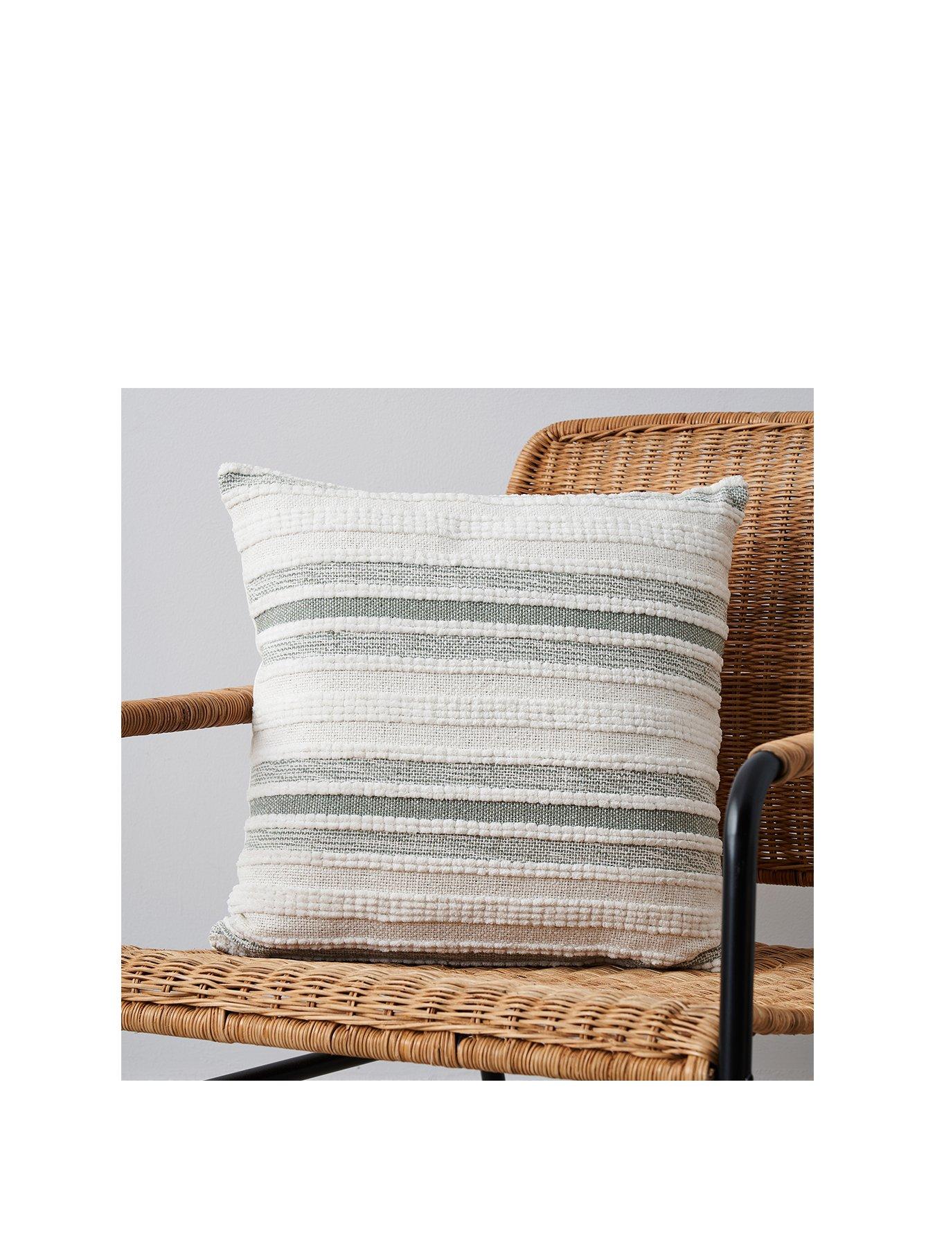 very-home-handwoven-cushion