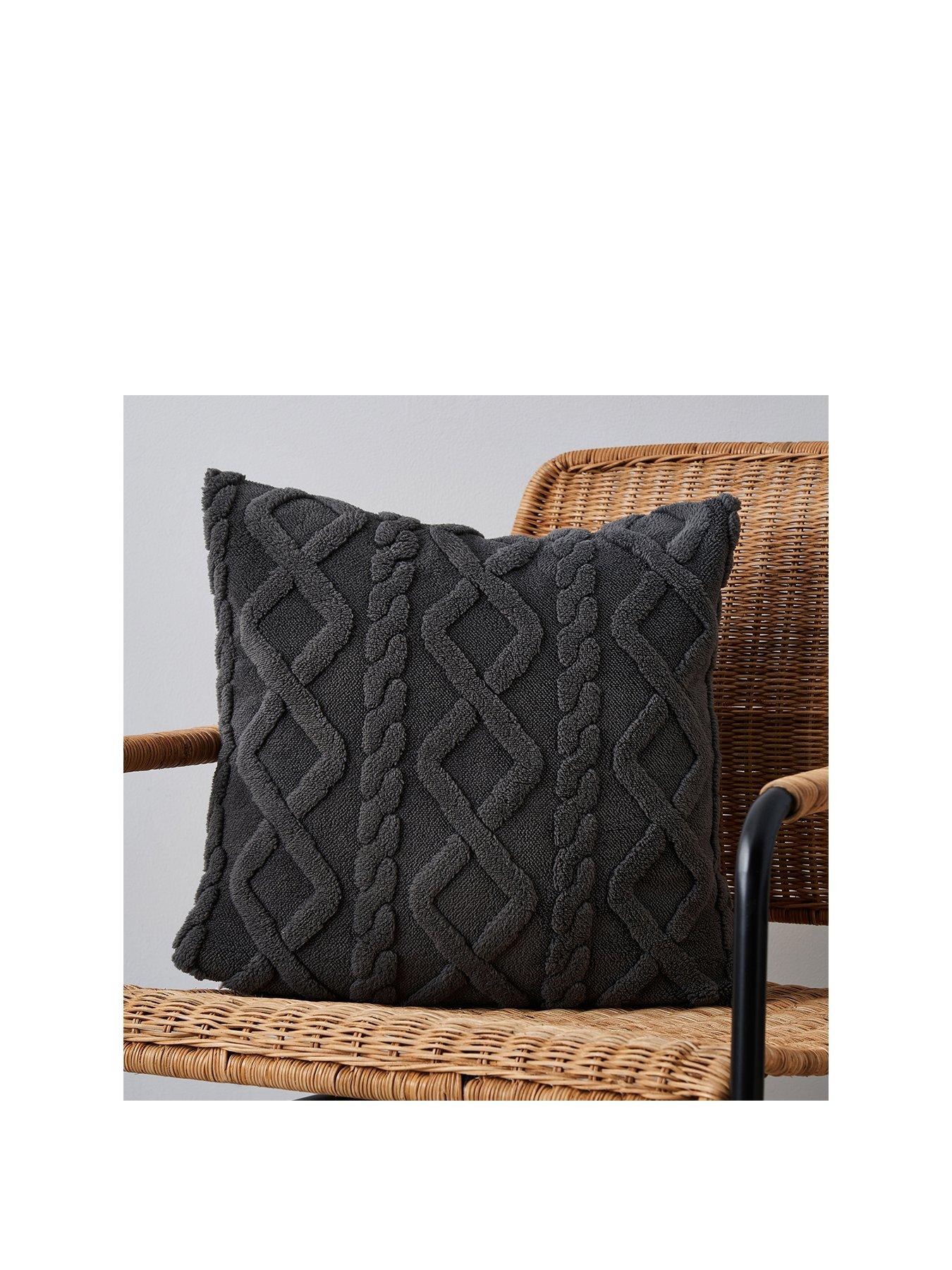 very-home-cable-knit-sherpa-cushion