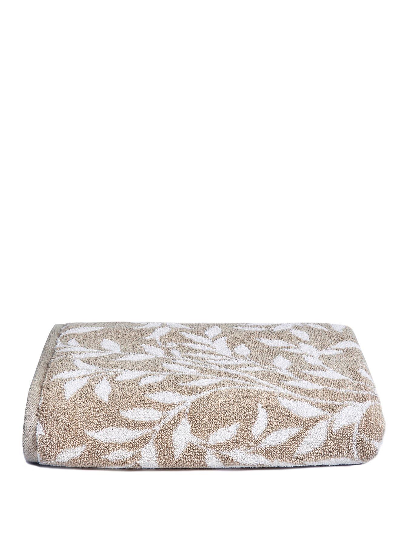Dreams & Drapes Sandringham Bath Towel