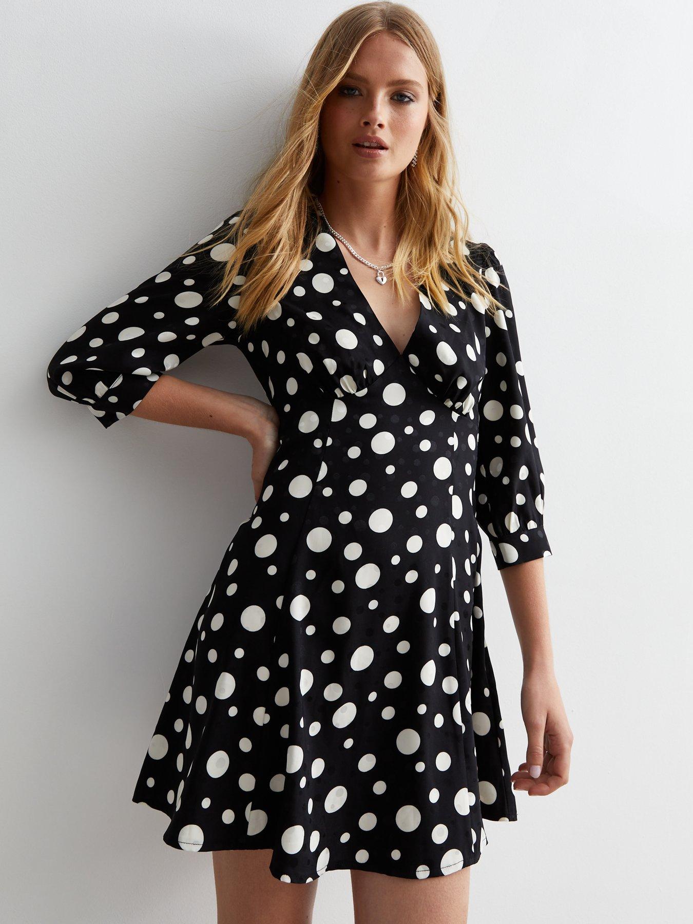 new-look-black-spot-satin-v-neck-mini-dressback