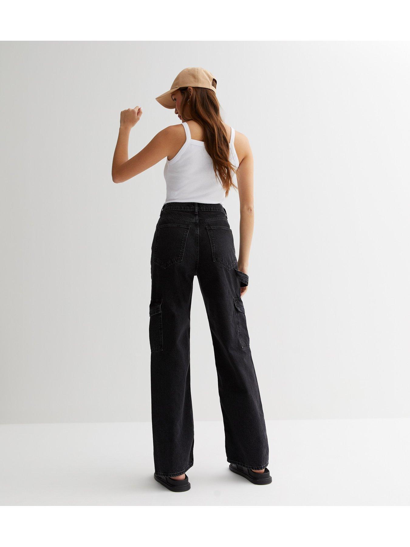 new-look-cargo-jeans-blackstillFront