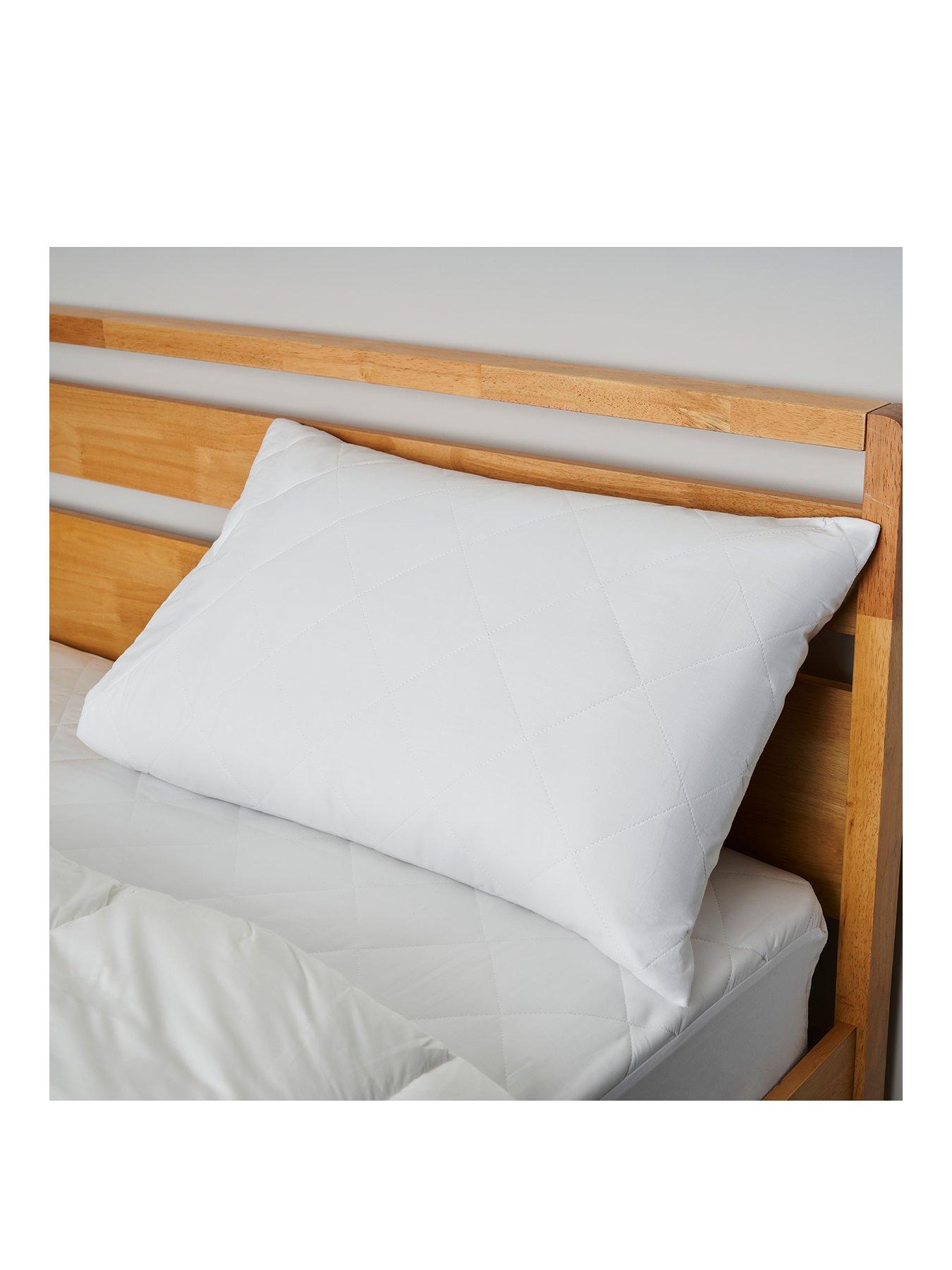 very-home-hotel-collection-luxury-pillow-protector-single-whitestillFront