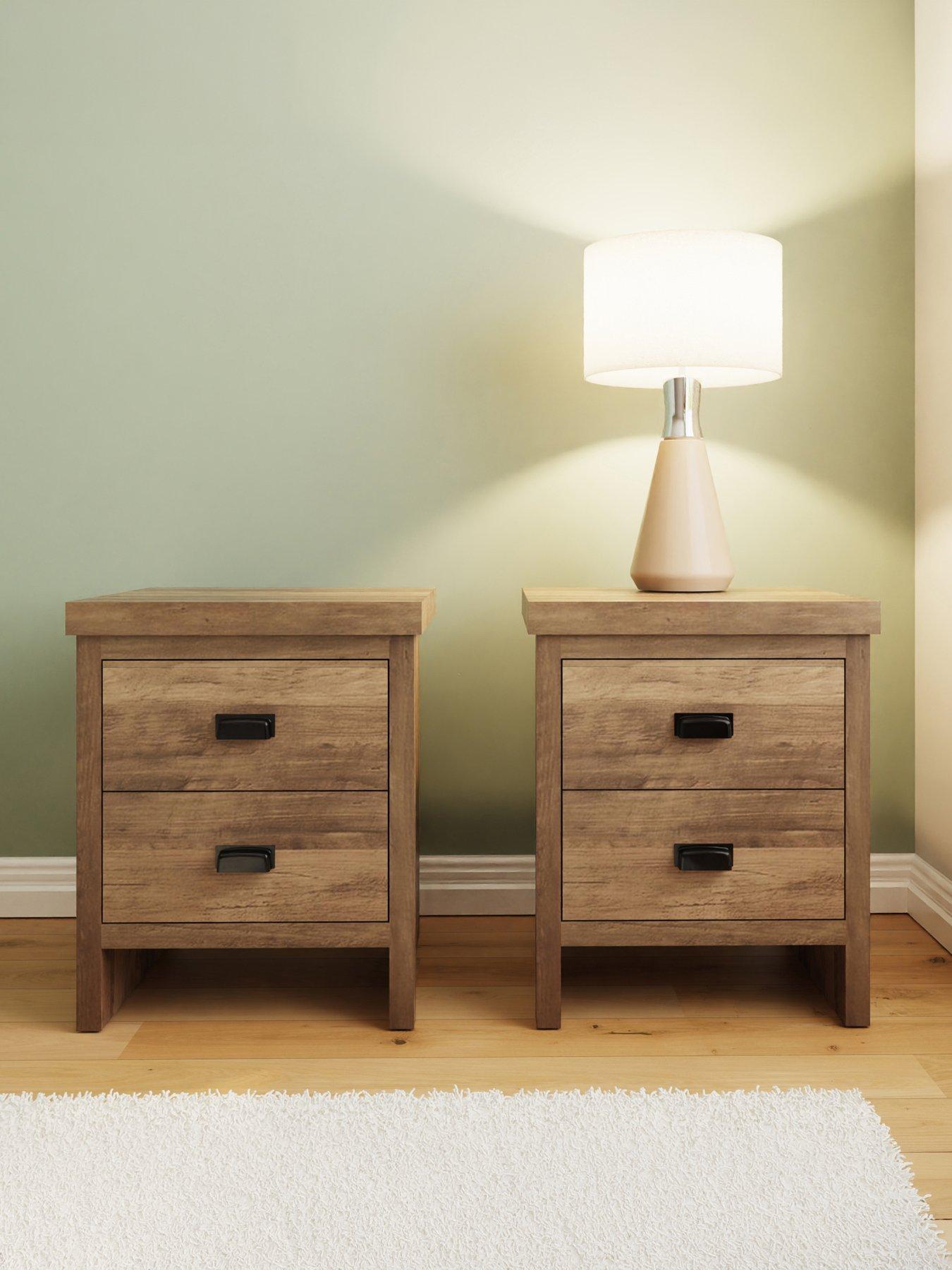 GFW Set of 2 Boston Bedside Chests - Oak