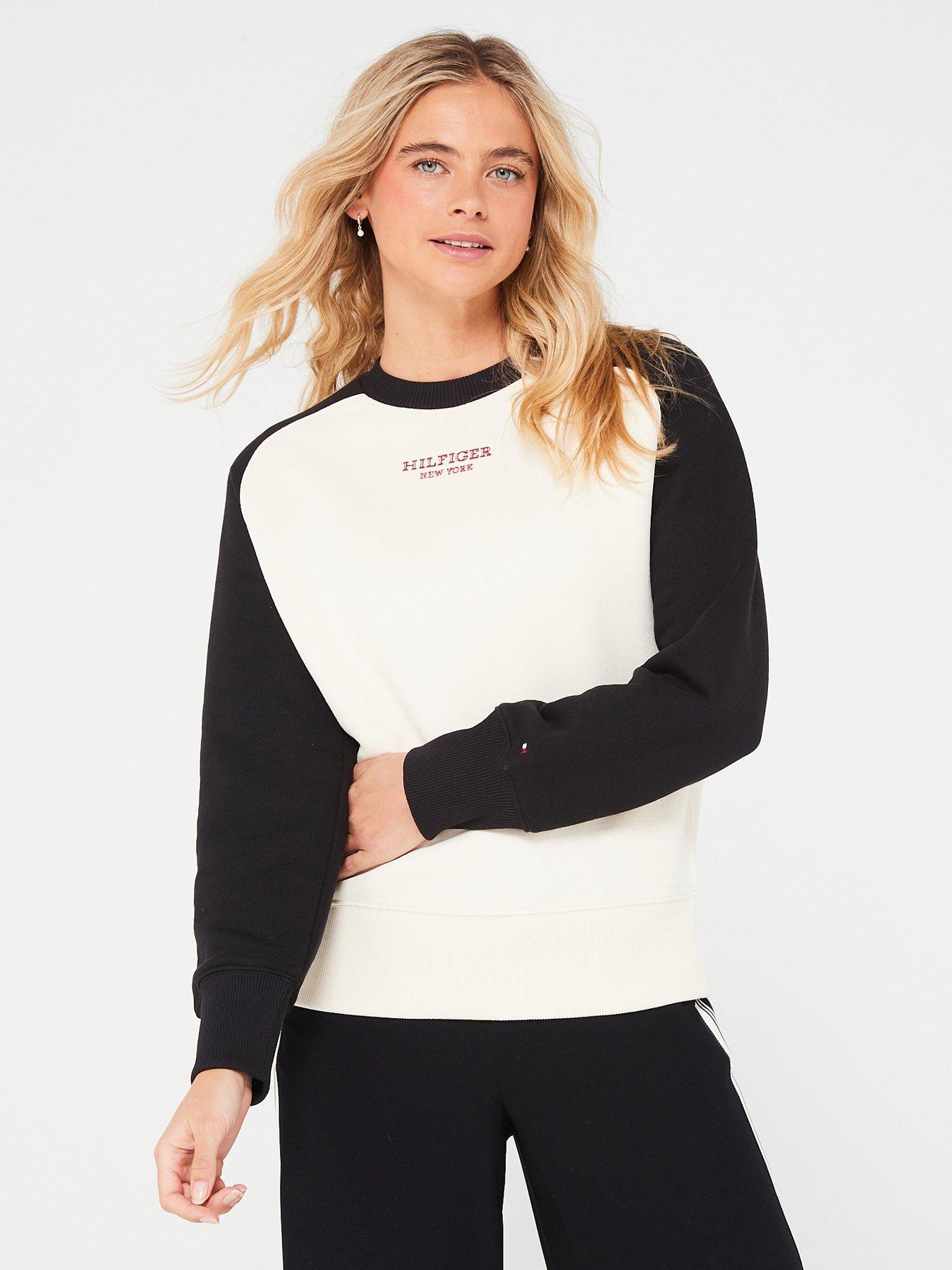 Tommy hilfiger best sale cream sweatshirt