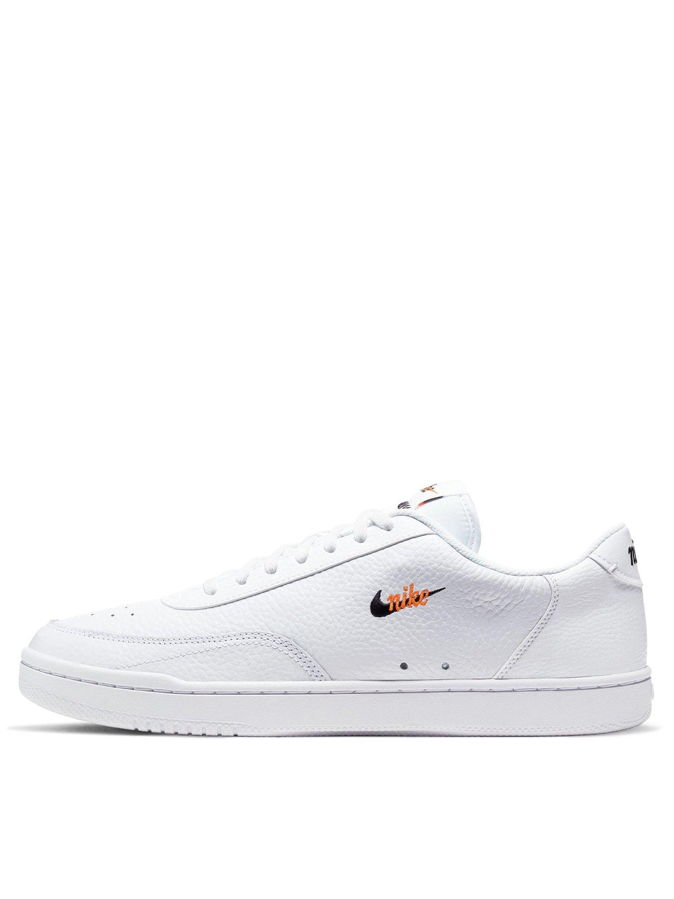 Nike store white vintage