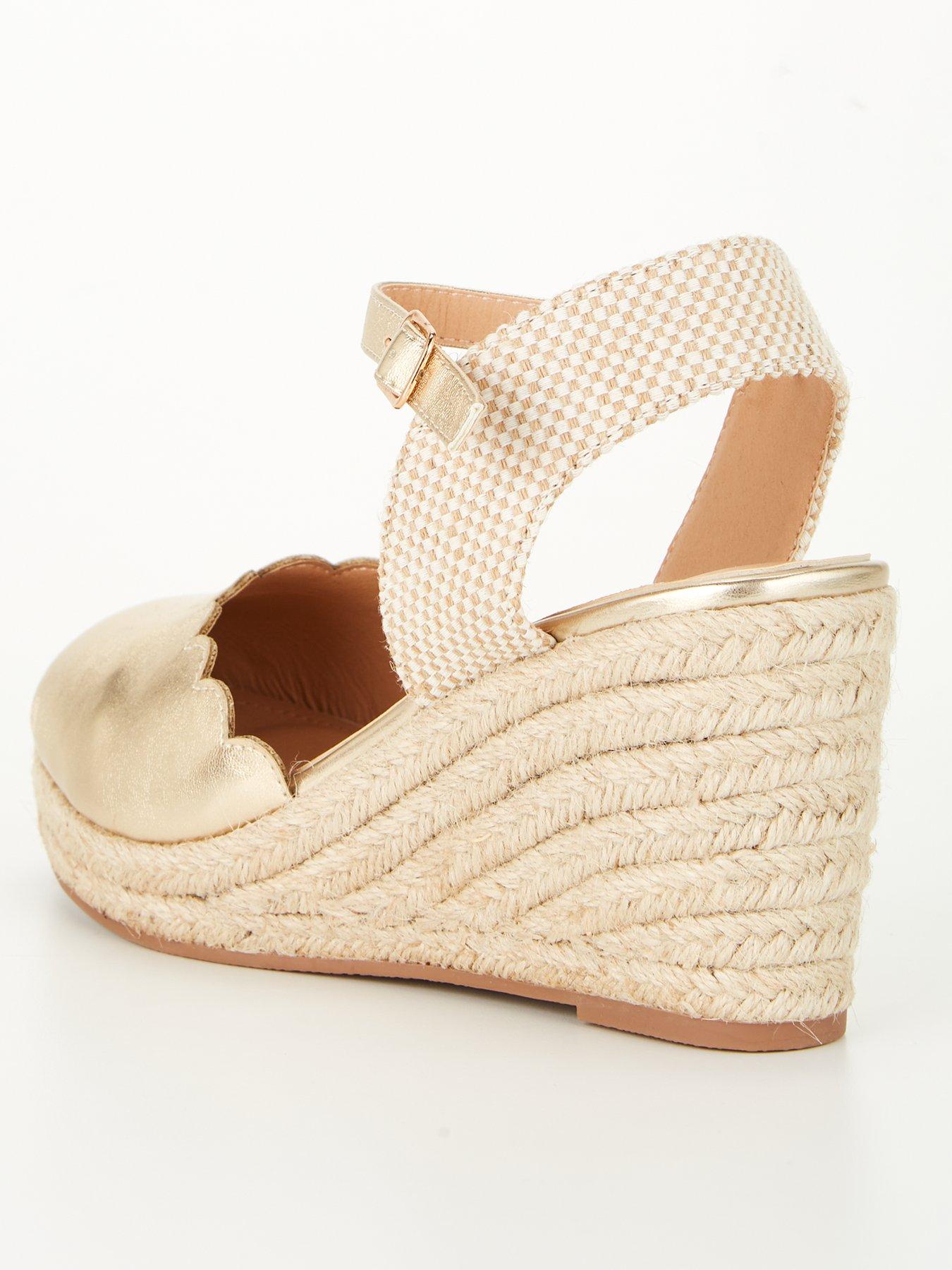 v-by-very-wide-fit-scalloped-edge-close-toe-wedge-goldback