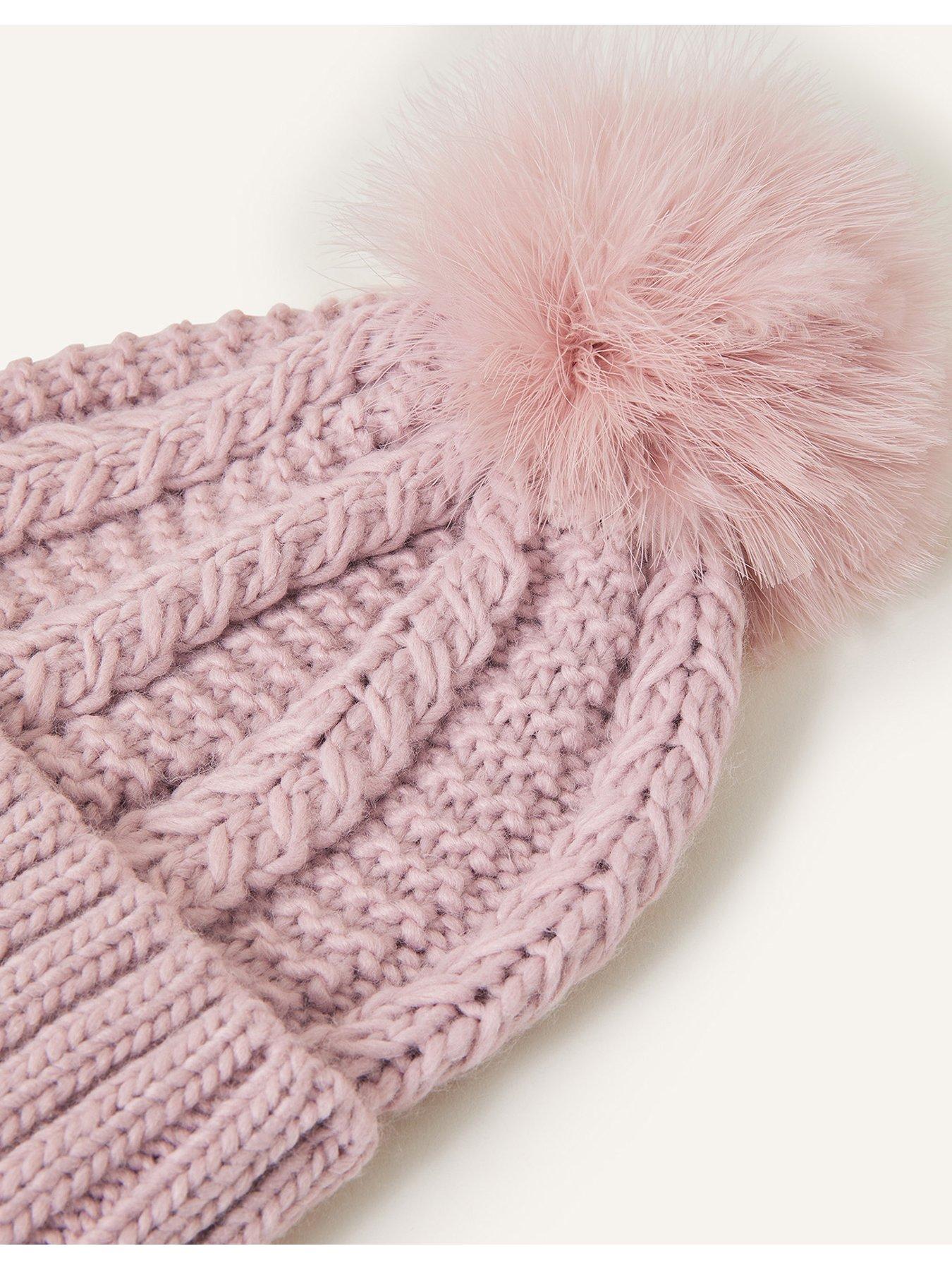 accessorize-luxe-pom-beanieback