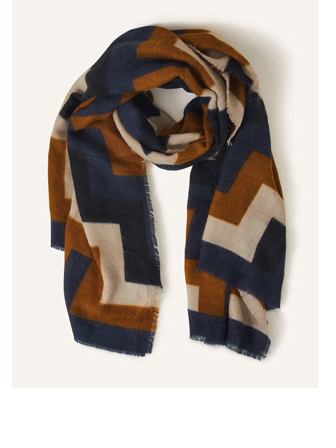 Image 1 of 3 of Accessorize Palermo Supersoft Blanket