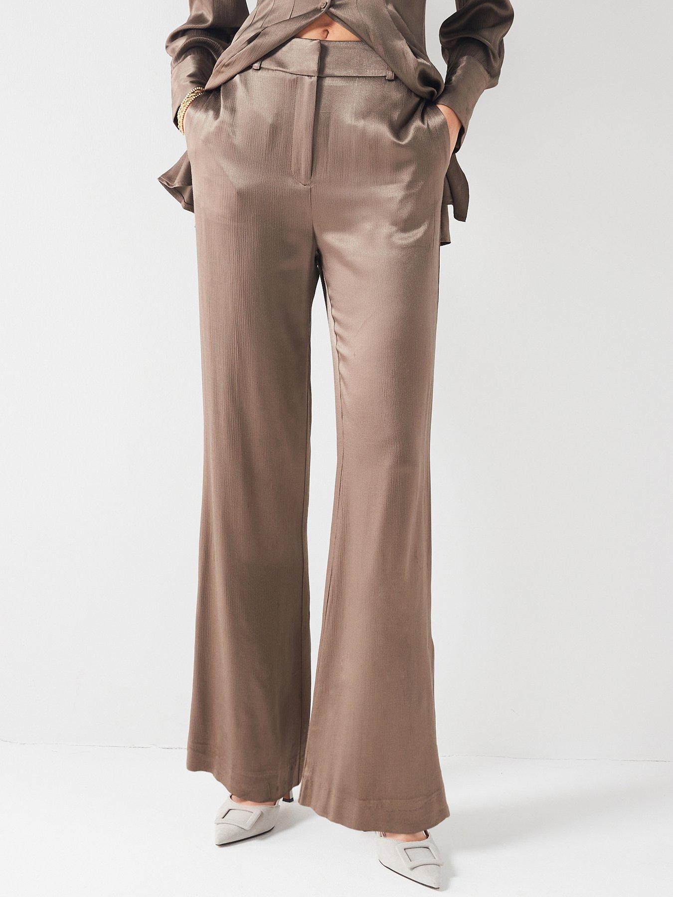 fig-basil-co-ord-textured-trouser-greenfront