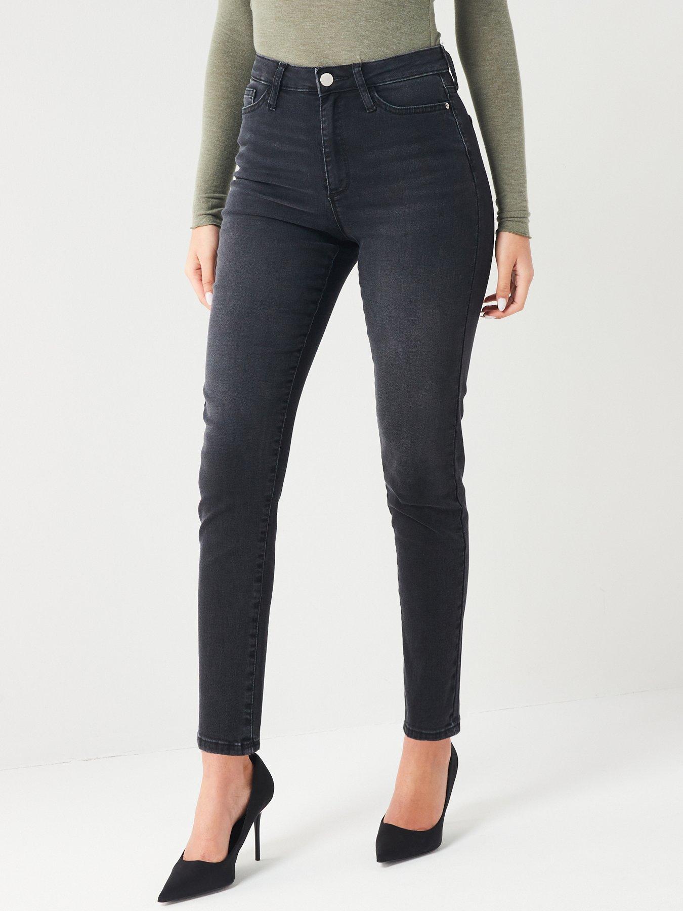 Everyday <p>New Essential Jegging - Mid Wash</p>