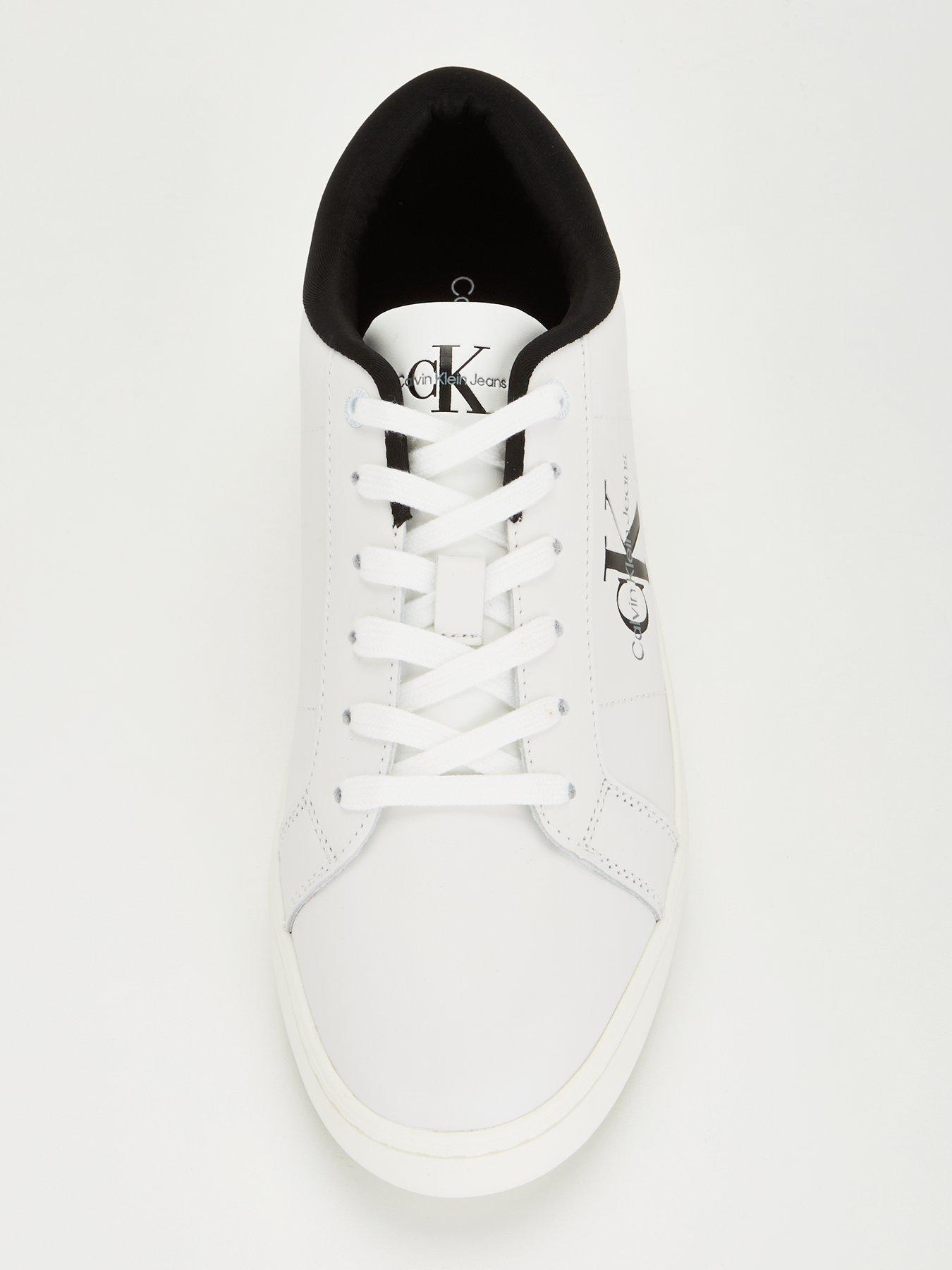 calvin-klein-jeans-calvin-klein-jeans-classic-cupsole-low-leather-trainer-whiteblackoutfit