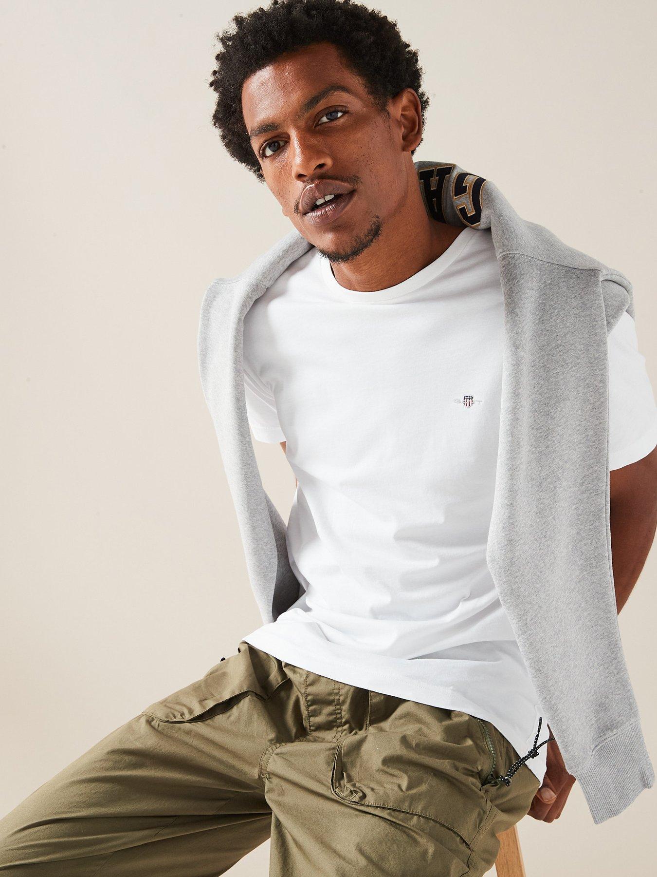 Image 4 of 6 of GANT Regular Shield Short Sleeve T-shirt - White