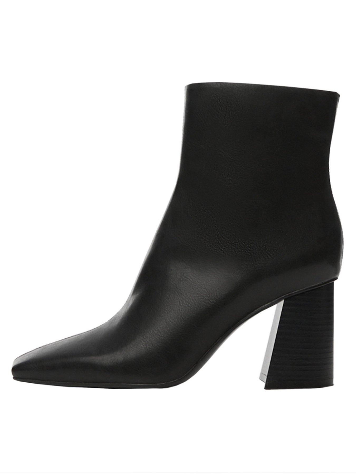 Mango deals velvet boots