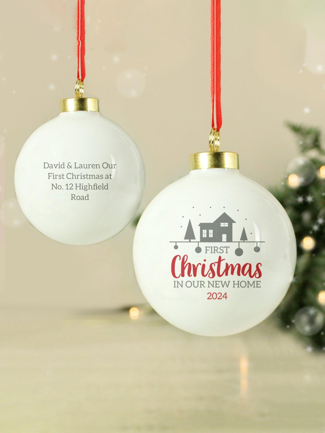 the-personalised-memento-company-personalised-1st-christmas-in-our-new-home-baubleback