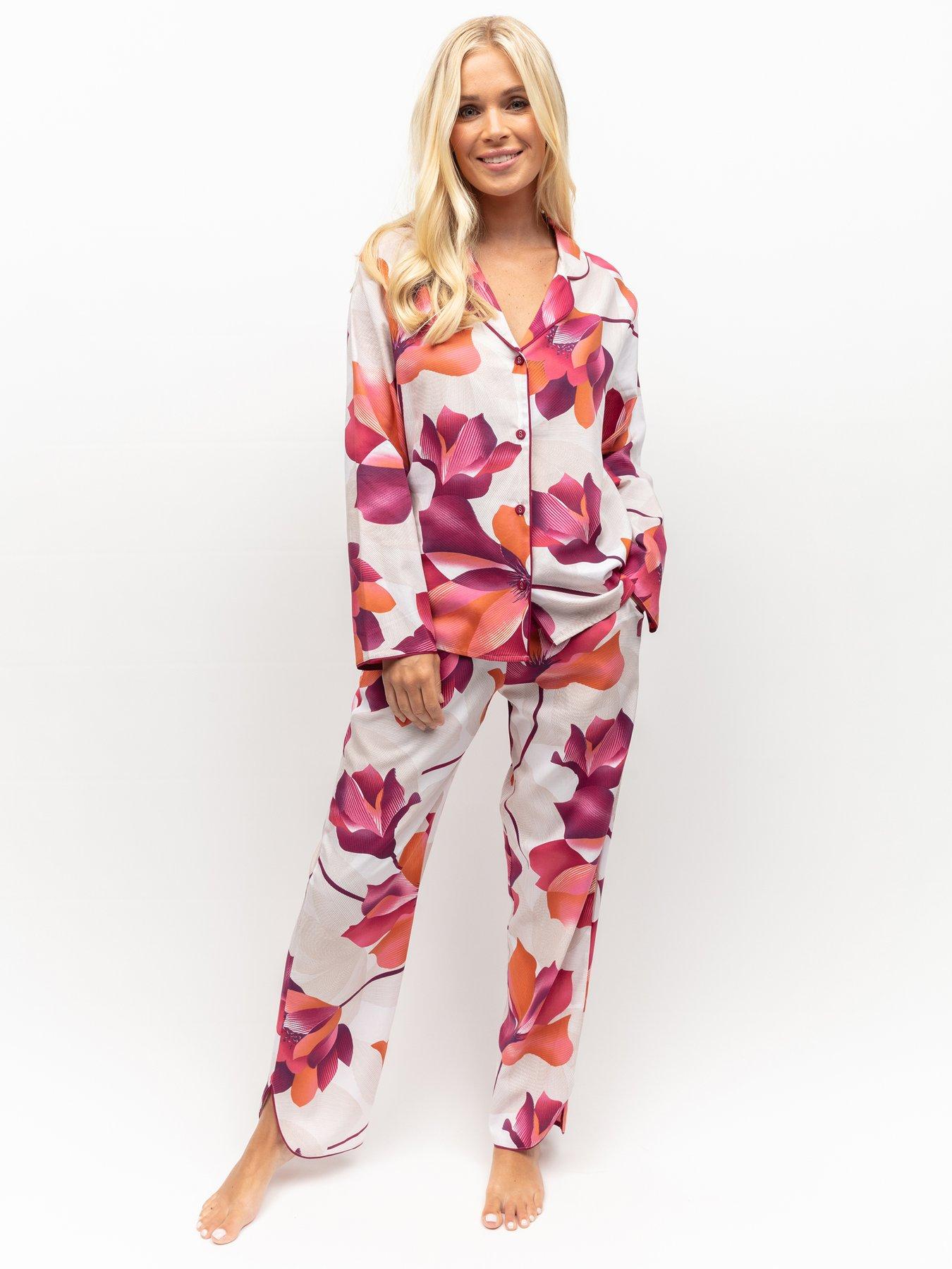 cyberjammies-cream-floral-print-pyjamafront