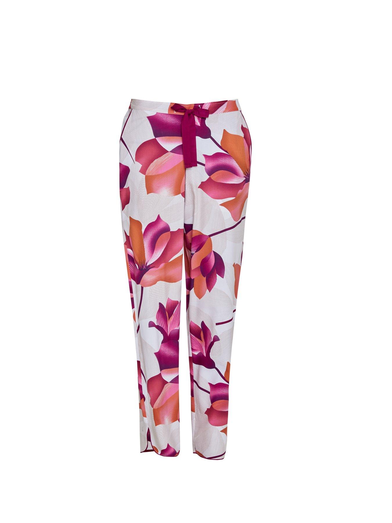 cyberjammies-cream-floral-print-pyjamaoutfit