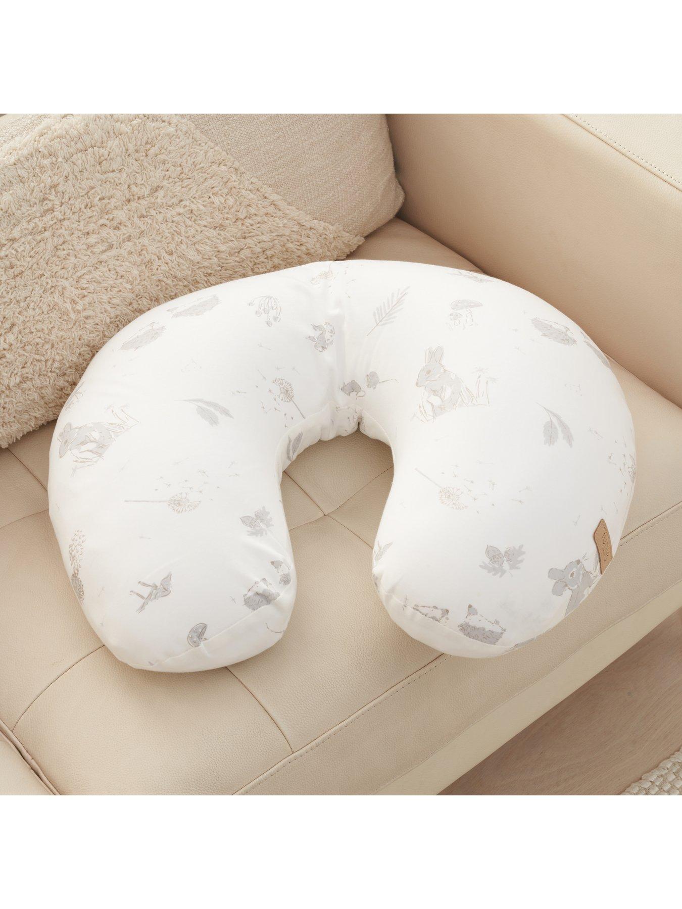 tutti-bambini-baby-feeding-nursing-pillow-cocoon-whitegreyoutfit