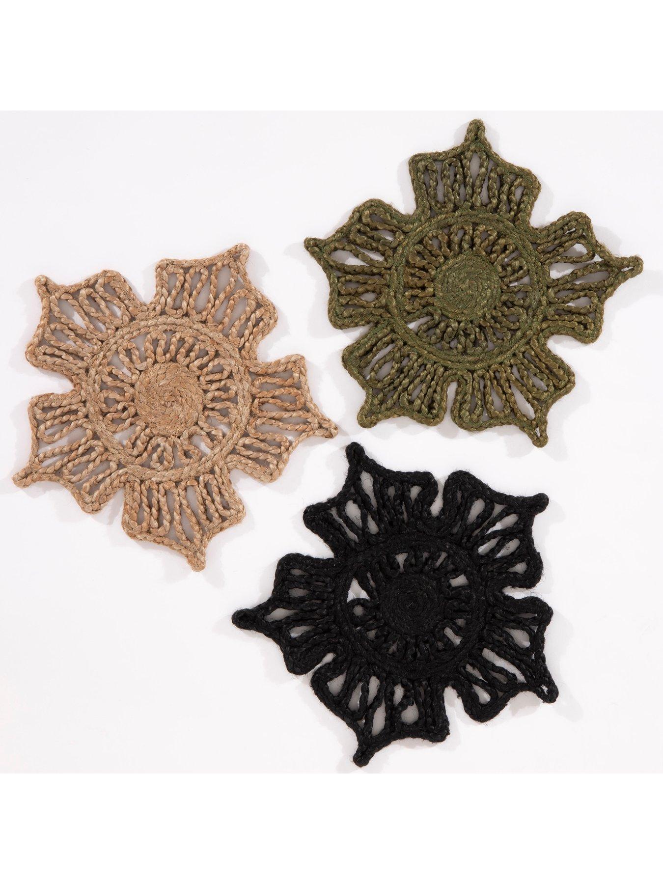 esselle-naturelle-severn-jute-star-crochet-placemats-ndash-set-of-2detail