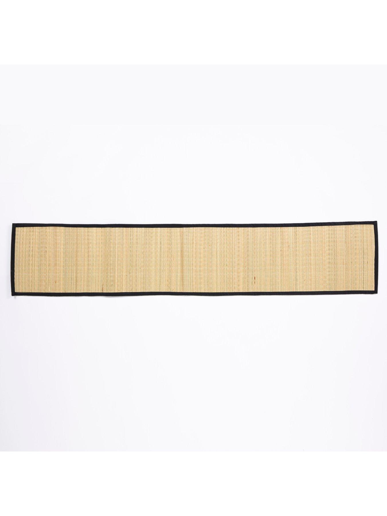 esselle-naturelle-spey-dry-grass-table-runner-in-blacknbspstillFront