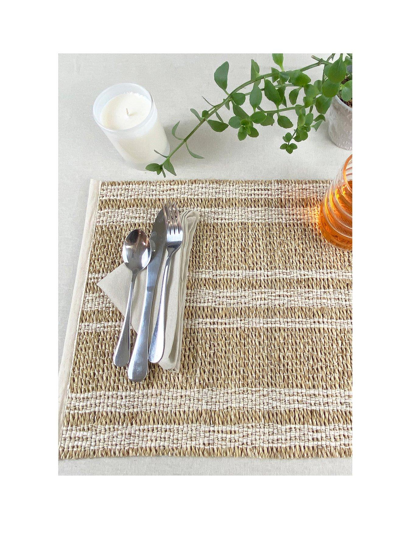 esselle-naturelle-set-of-2-tay-placemats-in-creamfront