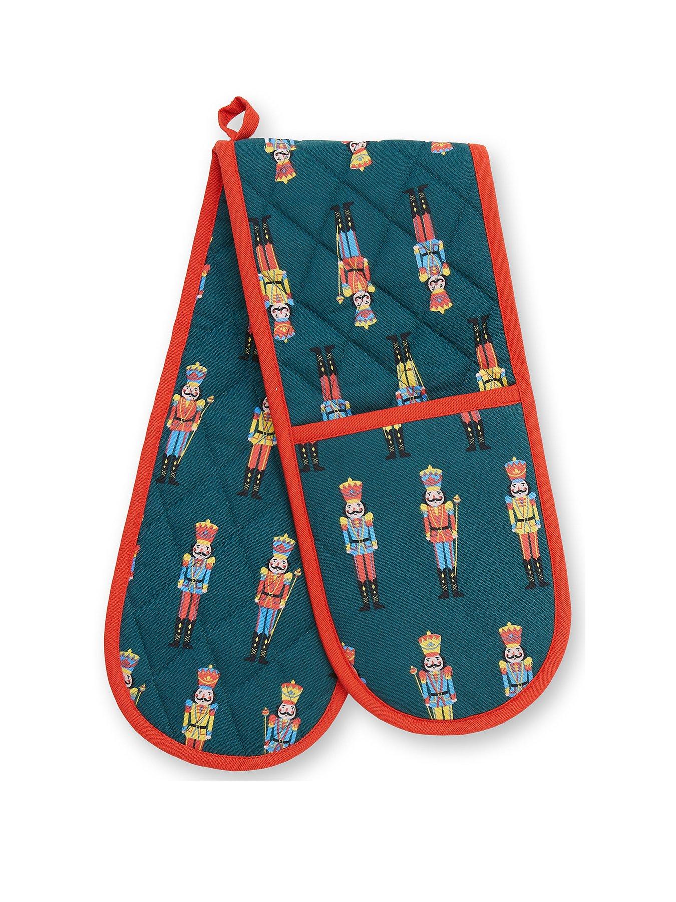 Image 1 of 4 of Catherine Lansfield Nutcracker Double Oven Glove