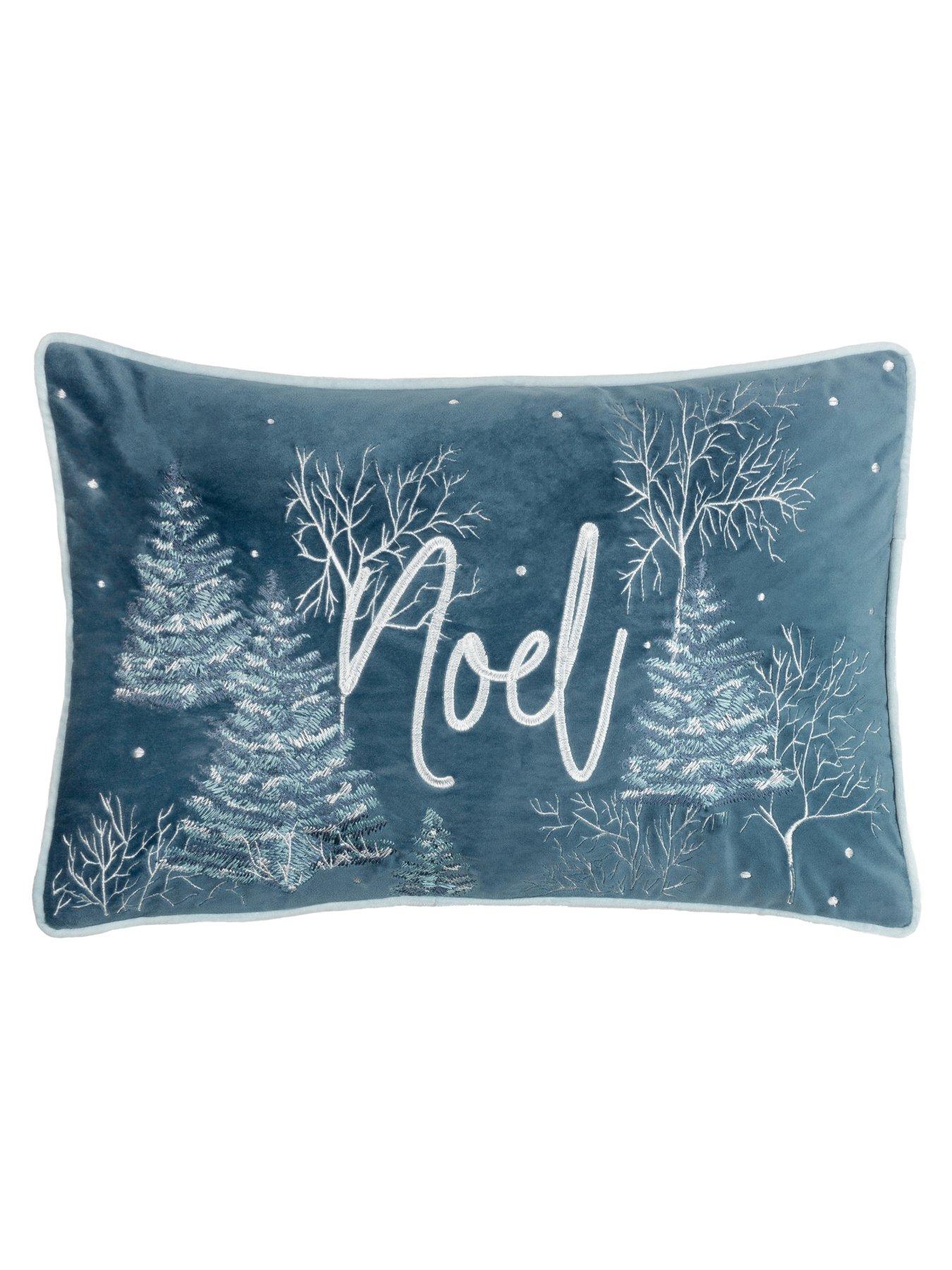 furn-arcticus-noel-christmas-cushion