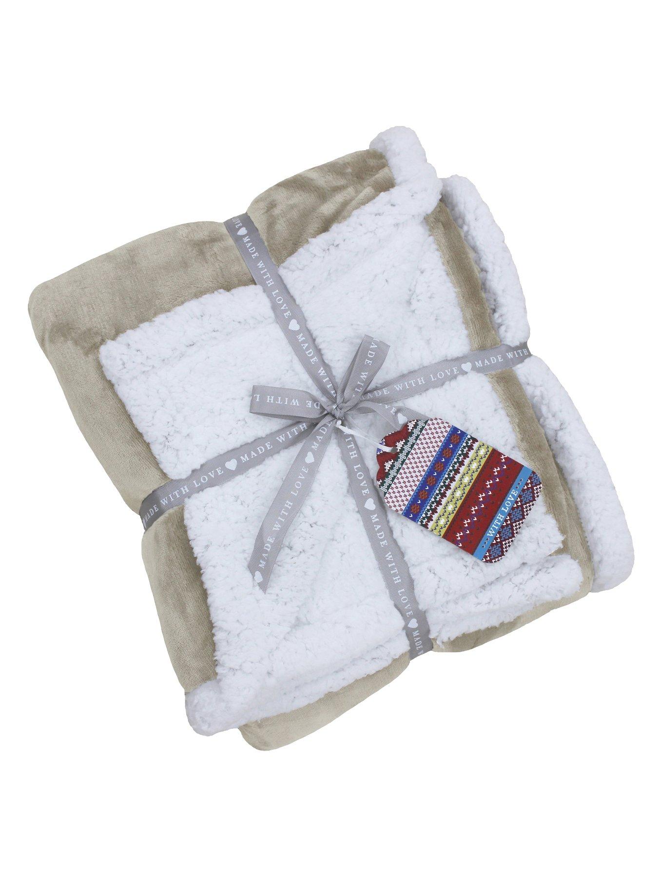 riva-home-lux-sherpa-throw--nbspnatural