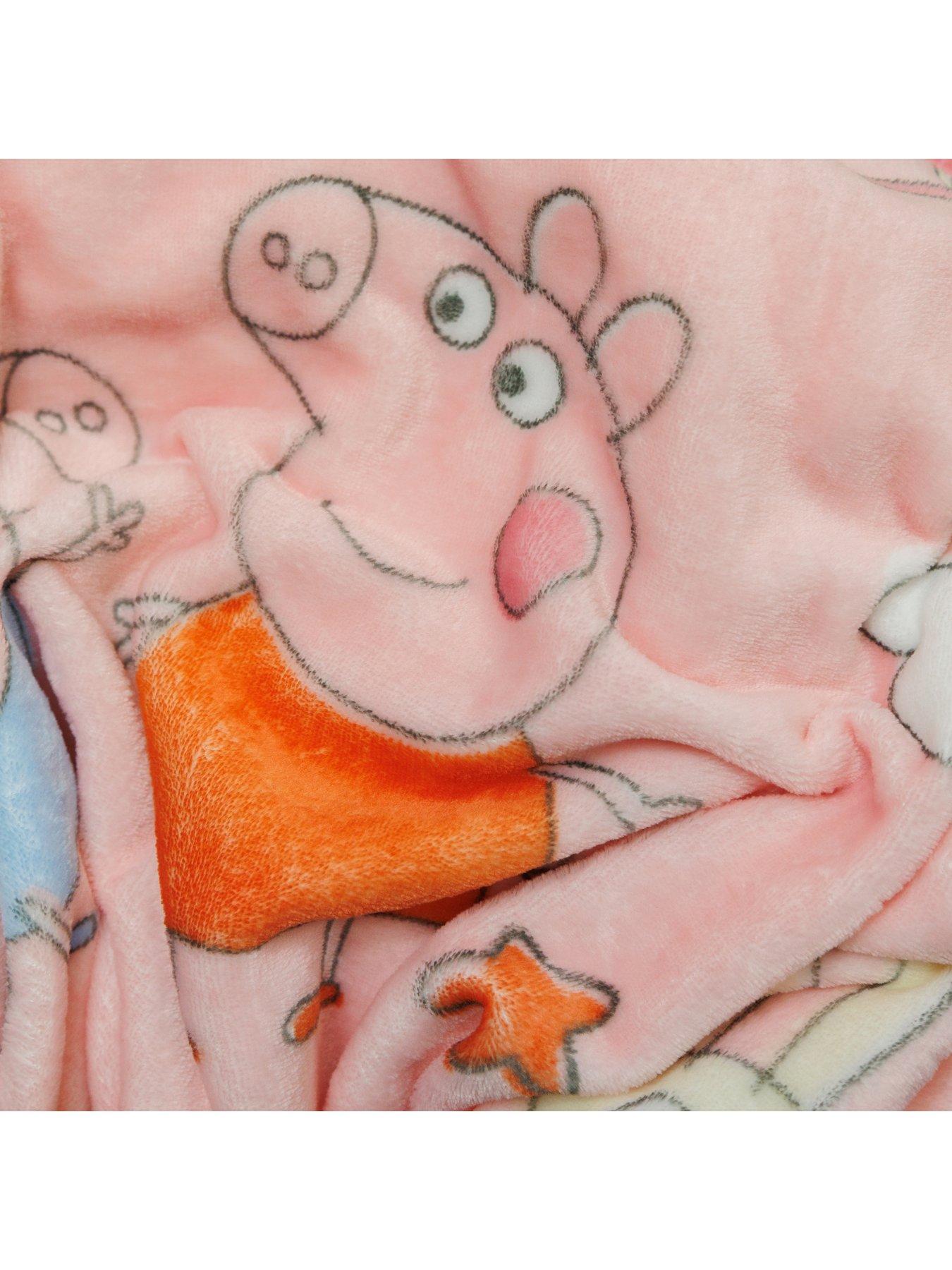 peppa-pig-playful-rot-fleece-blanket-multioutfit