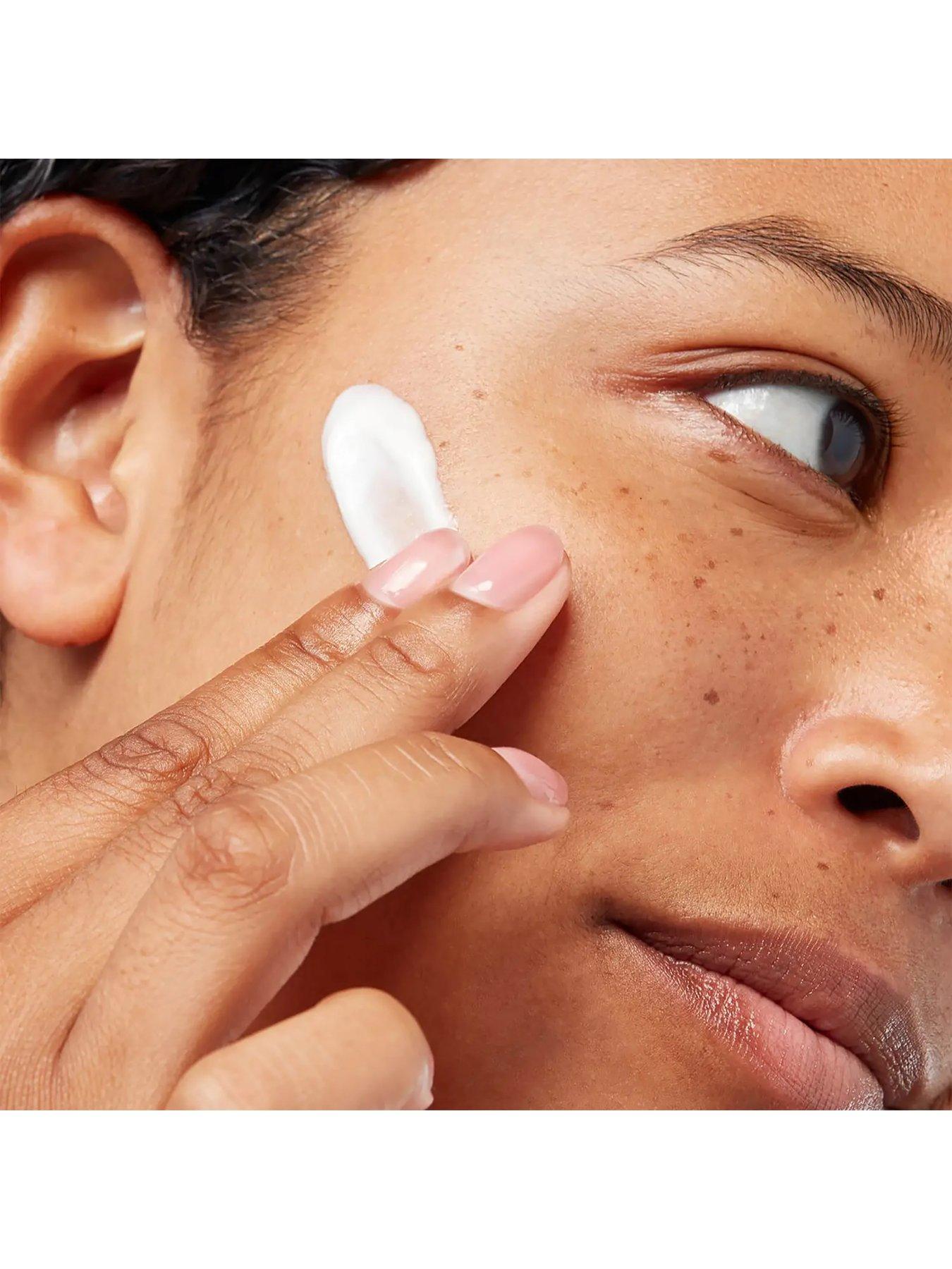 Image 4 of 4 of ESPA Optimal Pro-Moisturiser SPF 30