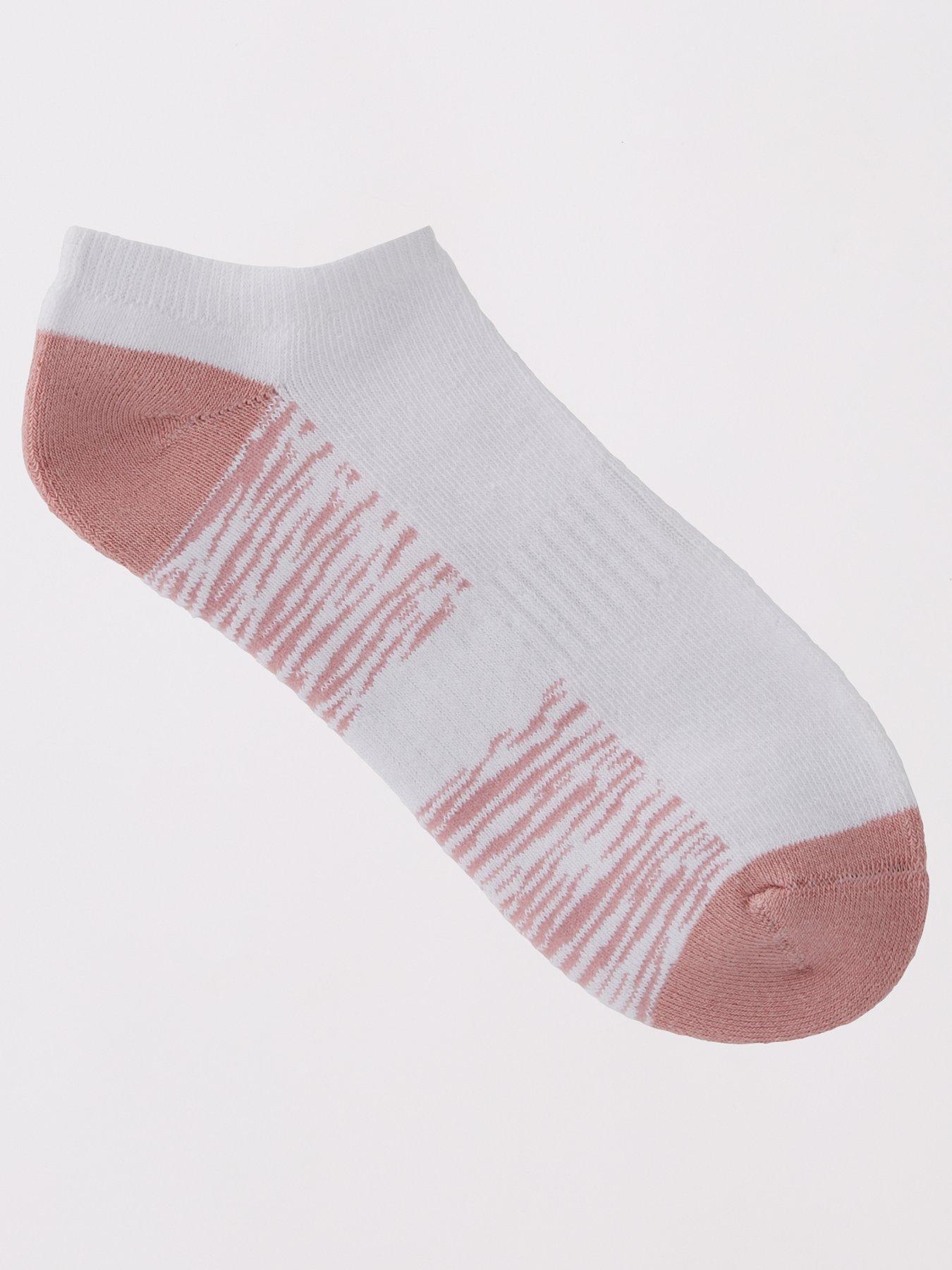 Image 2 of 4 of The Very Collection 5 Pack Targeted Cushioning Trainer Liner Socks - White