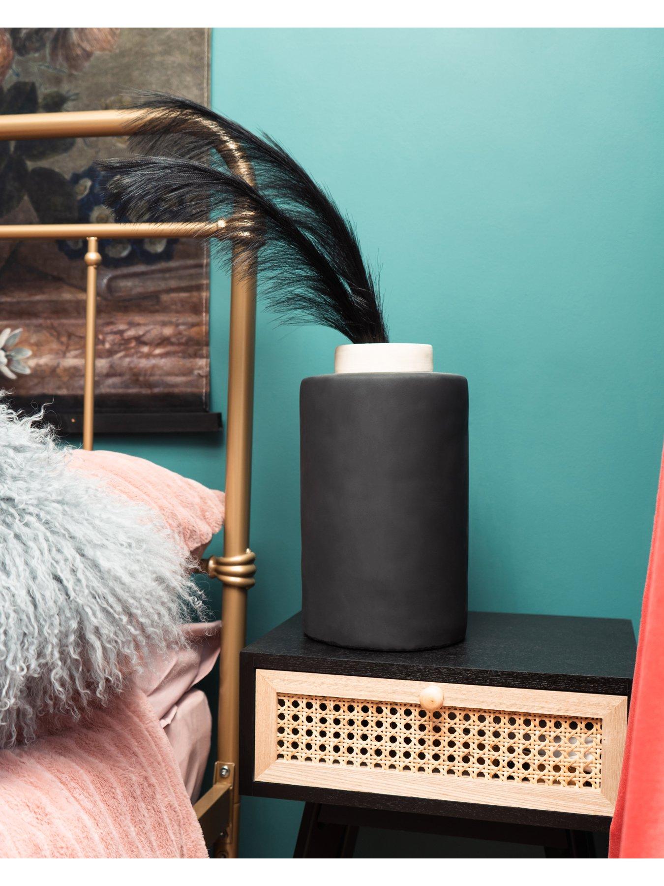 the-very-collection-32cm-small-cylinder-vaseoutfit