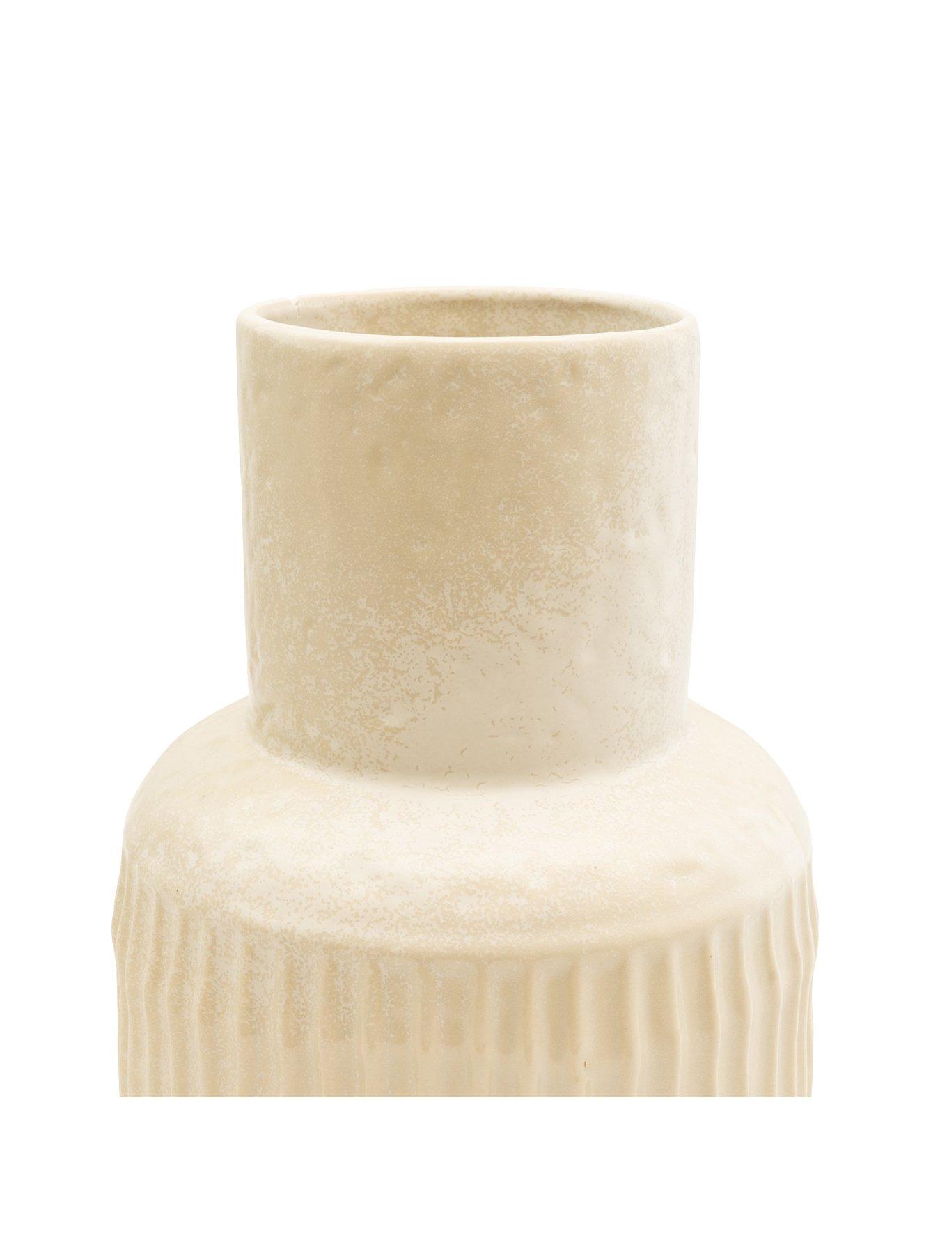 very-home-wide-neck-ridged-vase-ndash-30-cmback