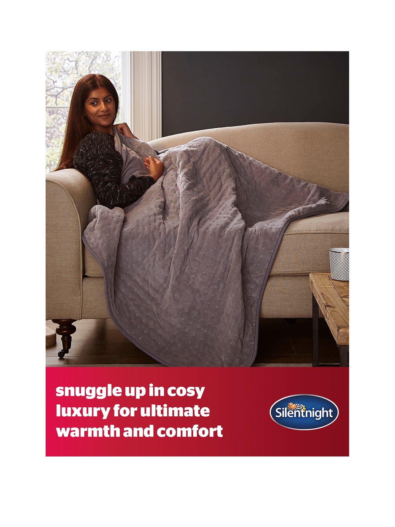 silentnight-luxury-9-heat-setting-pinsonic-heated-throw-greystillFront