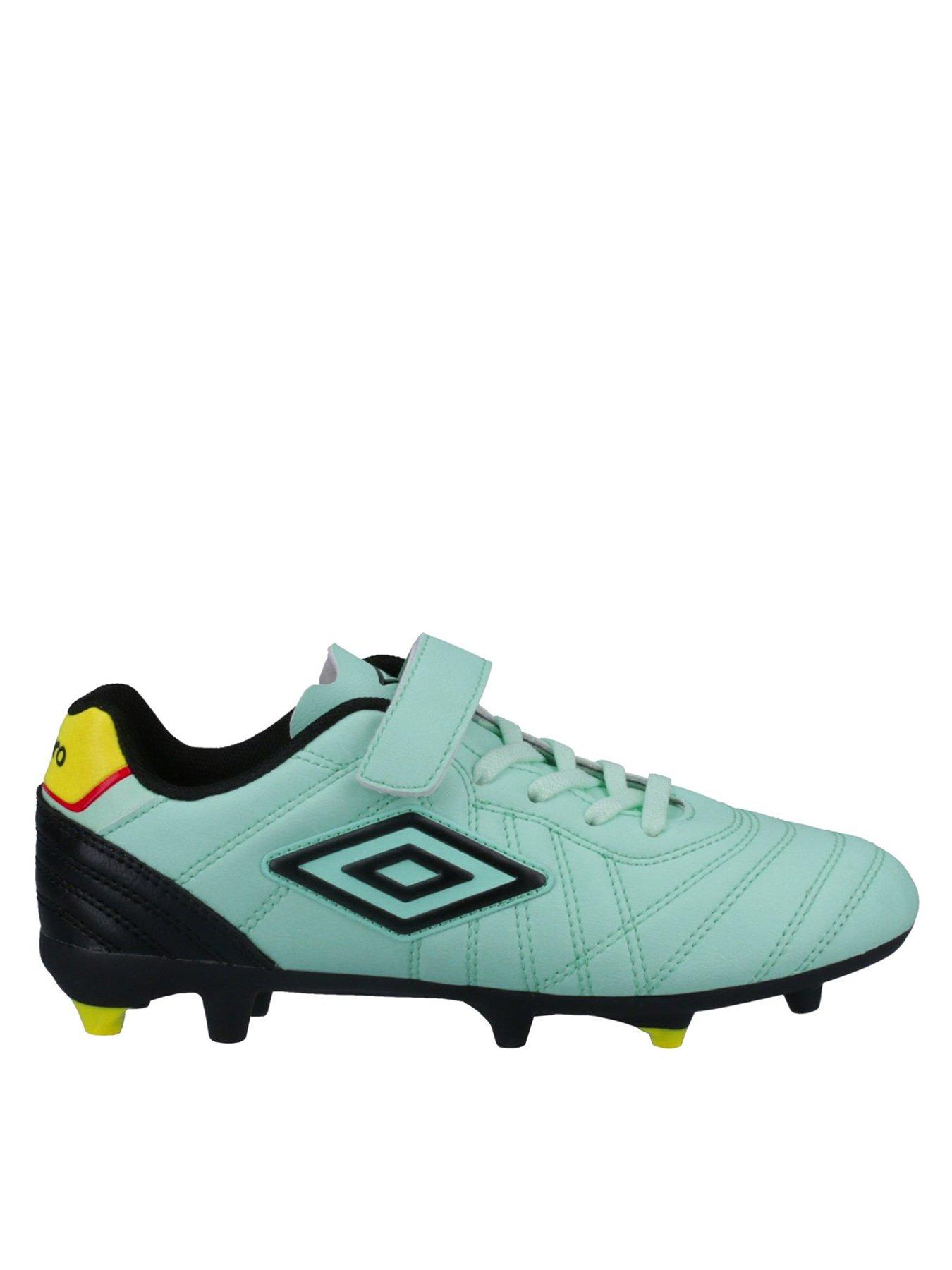 Velcro hot sale soccer boots